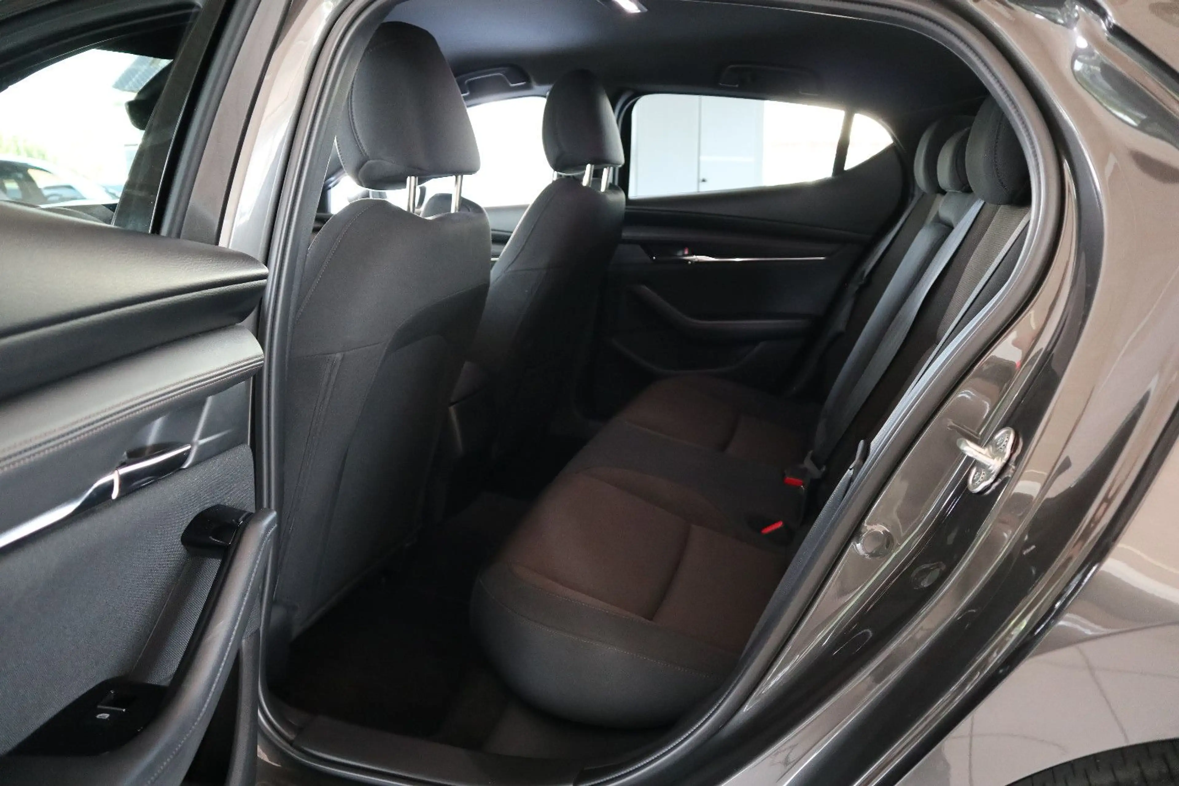 Mazda 3 Lim. *NAVI*360-KAM*BOSE*HU/AU+INSP. NEU* — photo 13