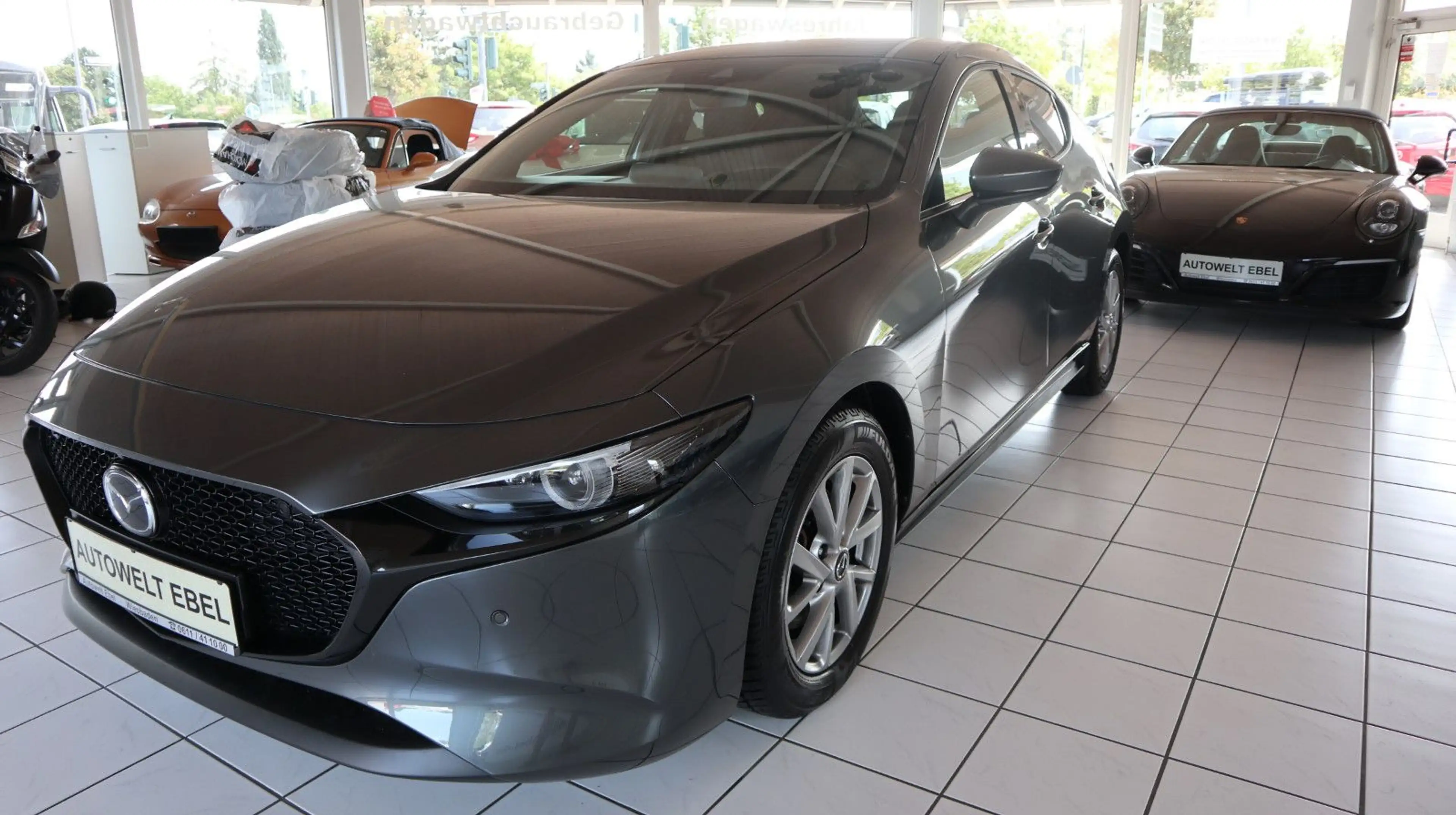 Mazda 3 Lim. *NAVI*360-KAM*BOSE*HU/AU+INSP. NEU*