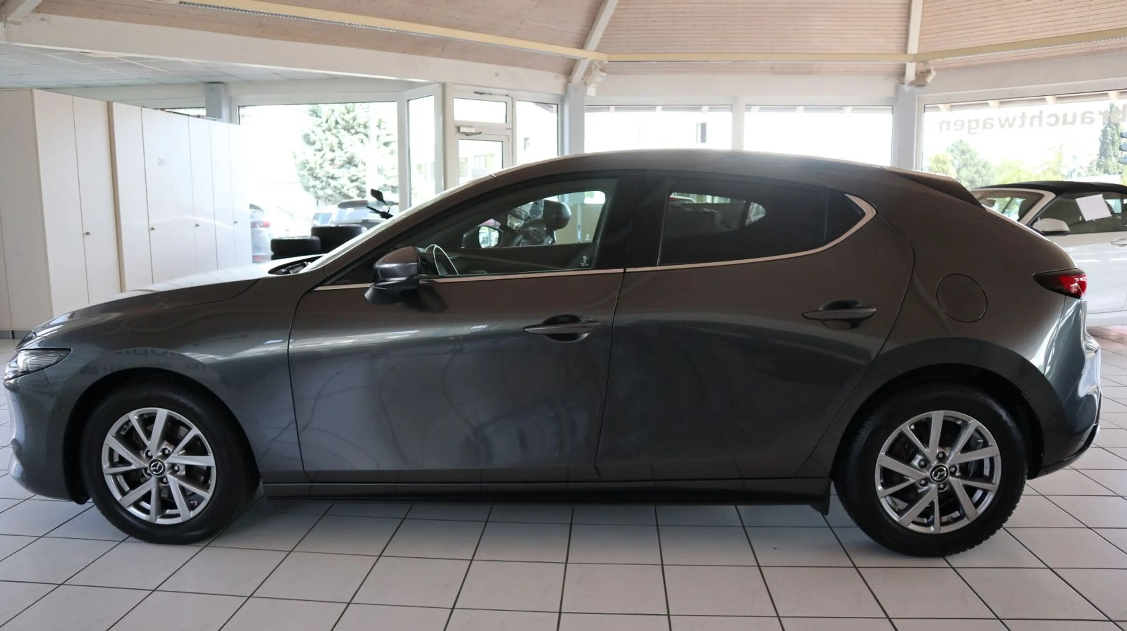 Mazda 3 Lim. *NAVI*360-KAM*BOSE*HU/AU+INSP. NEU* — photo 4