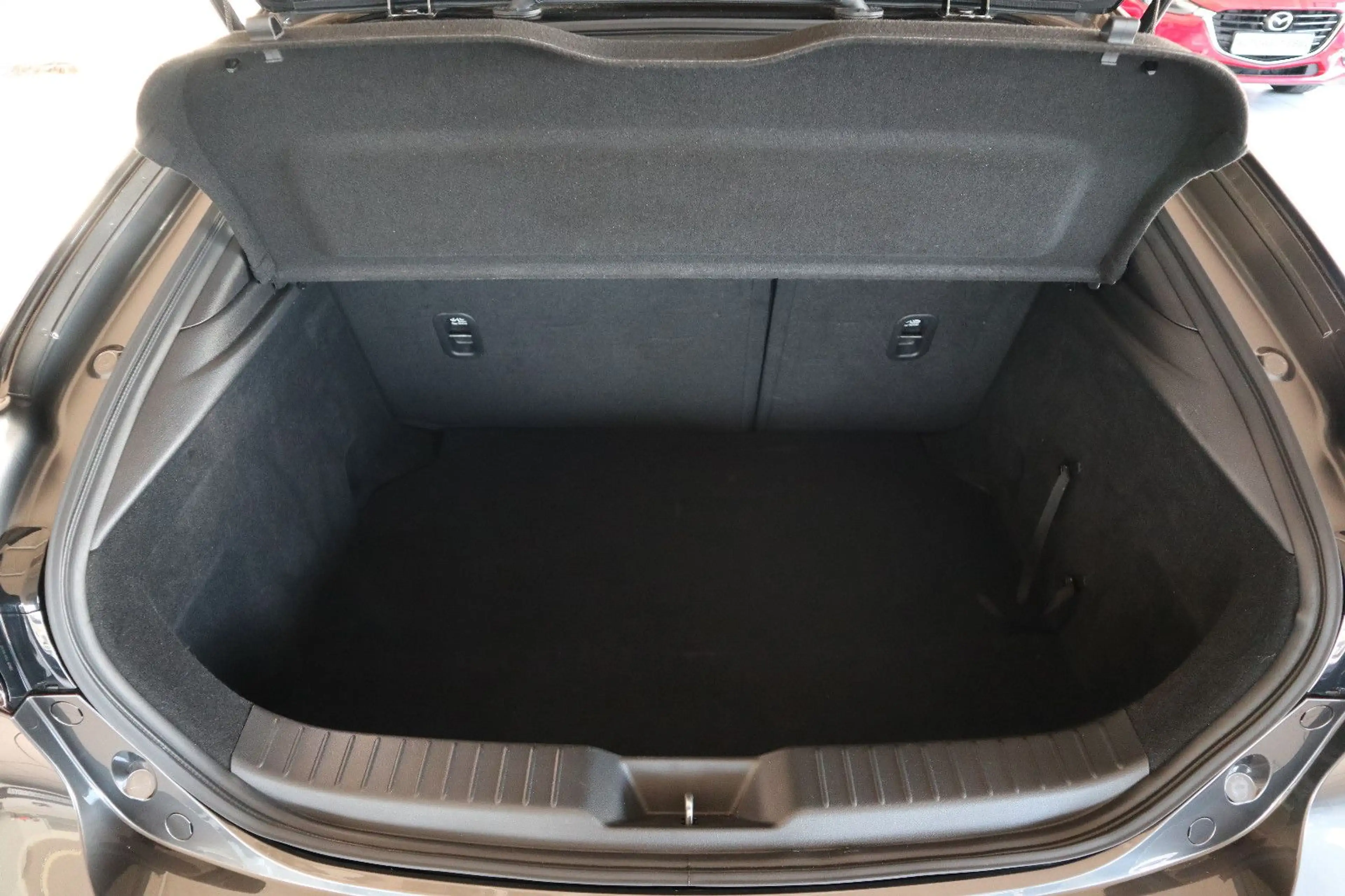 Mazda 3 Lim. *NAVI*360-KAM*BOSE*HU/AU+INSP. NEU* — photo 14