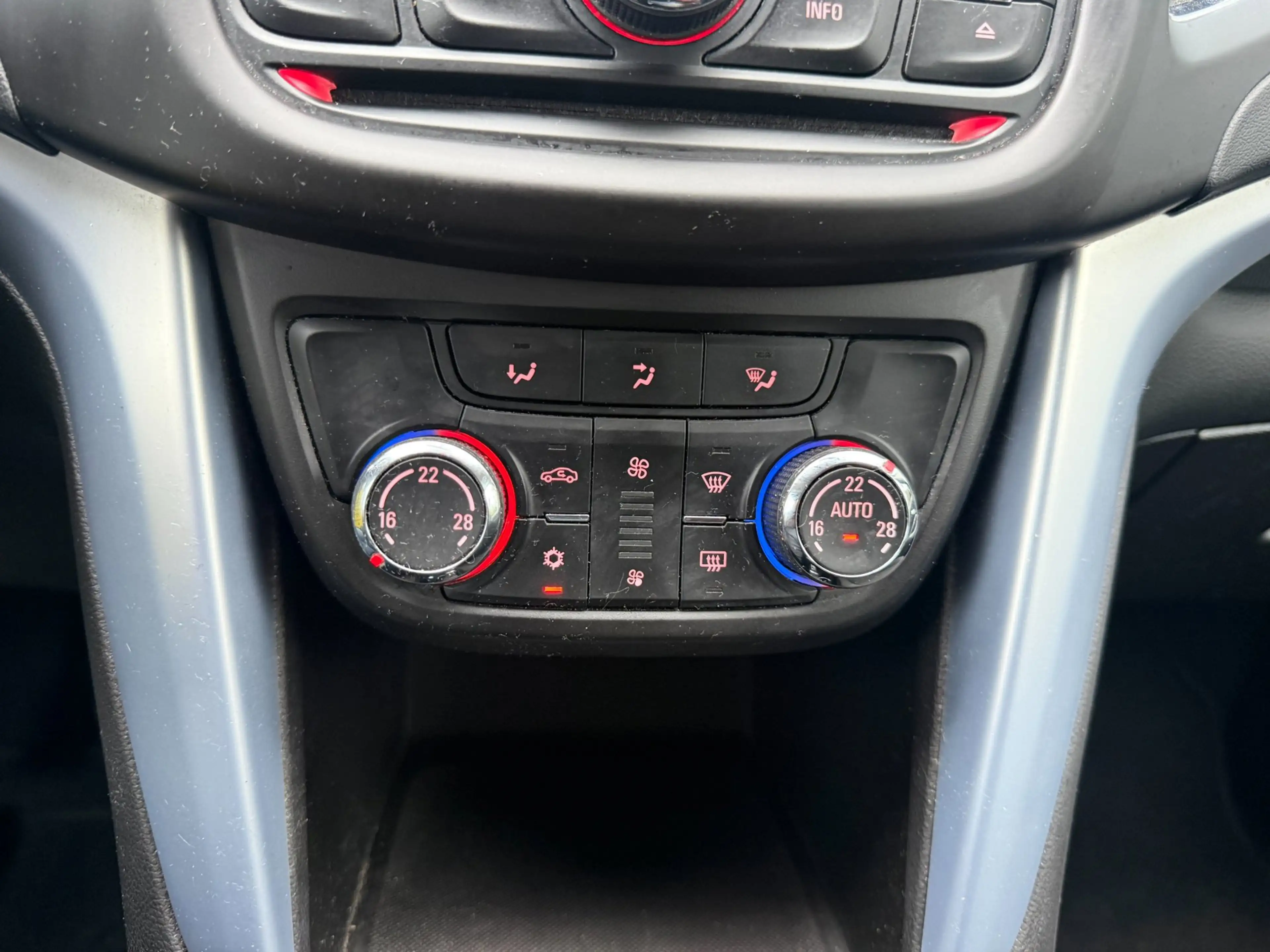 Opel Zafira Tourer 1.4 Edition 7p.|Navi. — photo 7