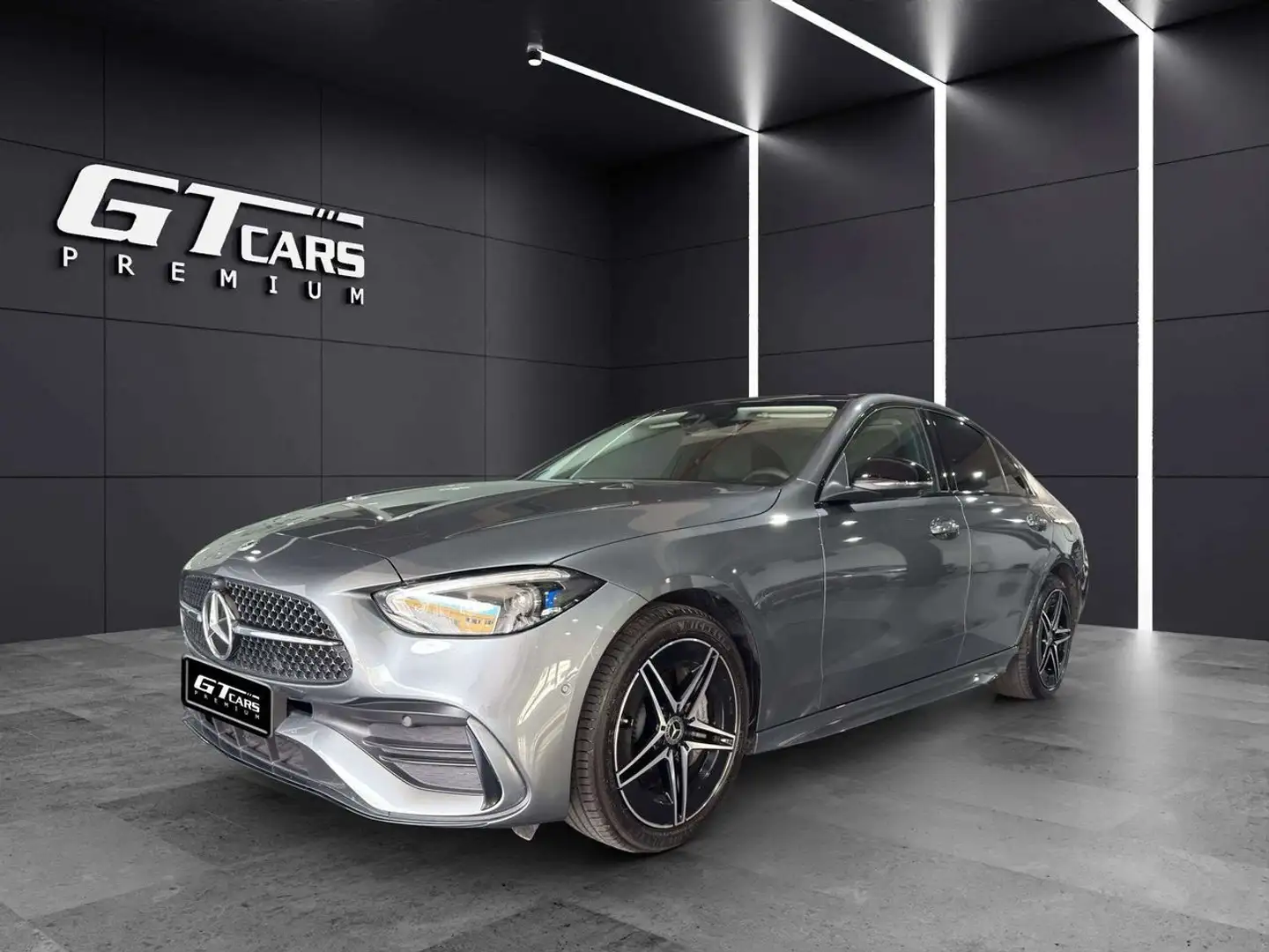 Mercedes-Benz C 30 AMG 300de Gris - 1