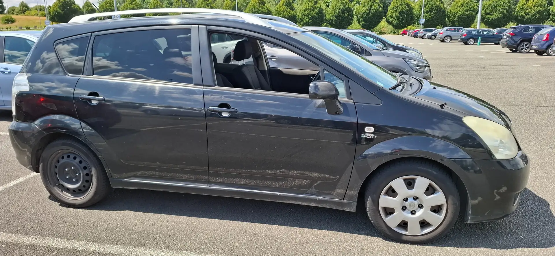 Toyota Corolla Verso Corolla Verso 2.2 Turbo D4D D-CAT 16v Premium 7pl. - 1