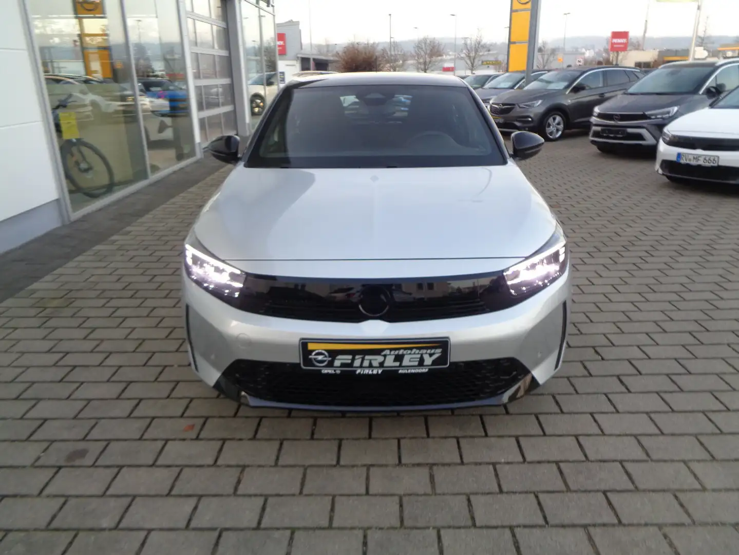 Opel Corsa GS Silber - 2