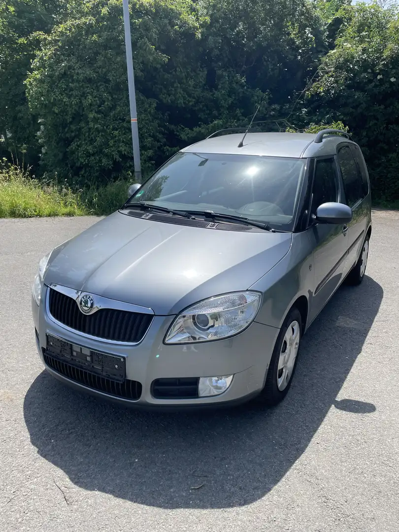 Skoda Roomster 1.6 16V Tiptronic Scout PLUS EDITION - 1