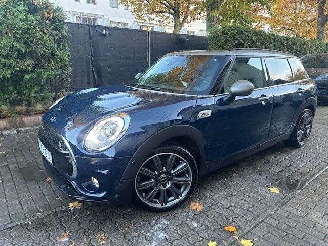 Imagine MINI Cooper S Clubman COOPER S CLUBMAN PANORAMA|NAVIGATION|HEAD UP|LED