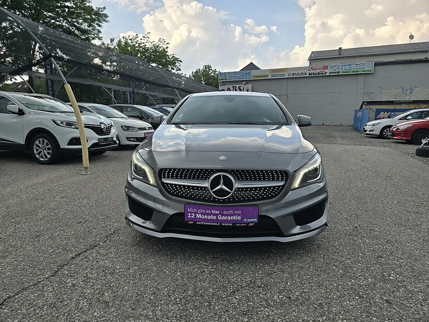 Mercedes-Benz CLA 220 d Shooting Brake 4MATIC Aut. *AMG-Line* Grau - 2