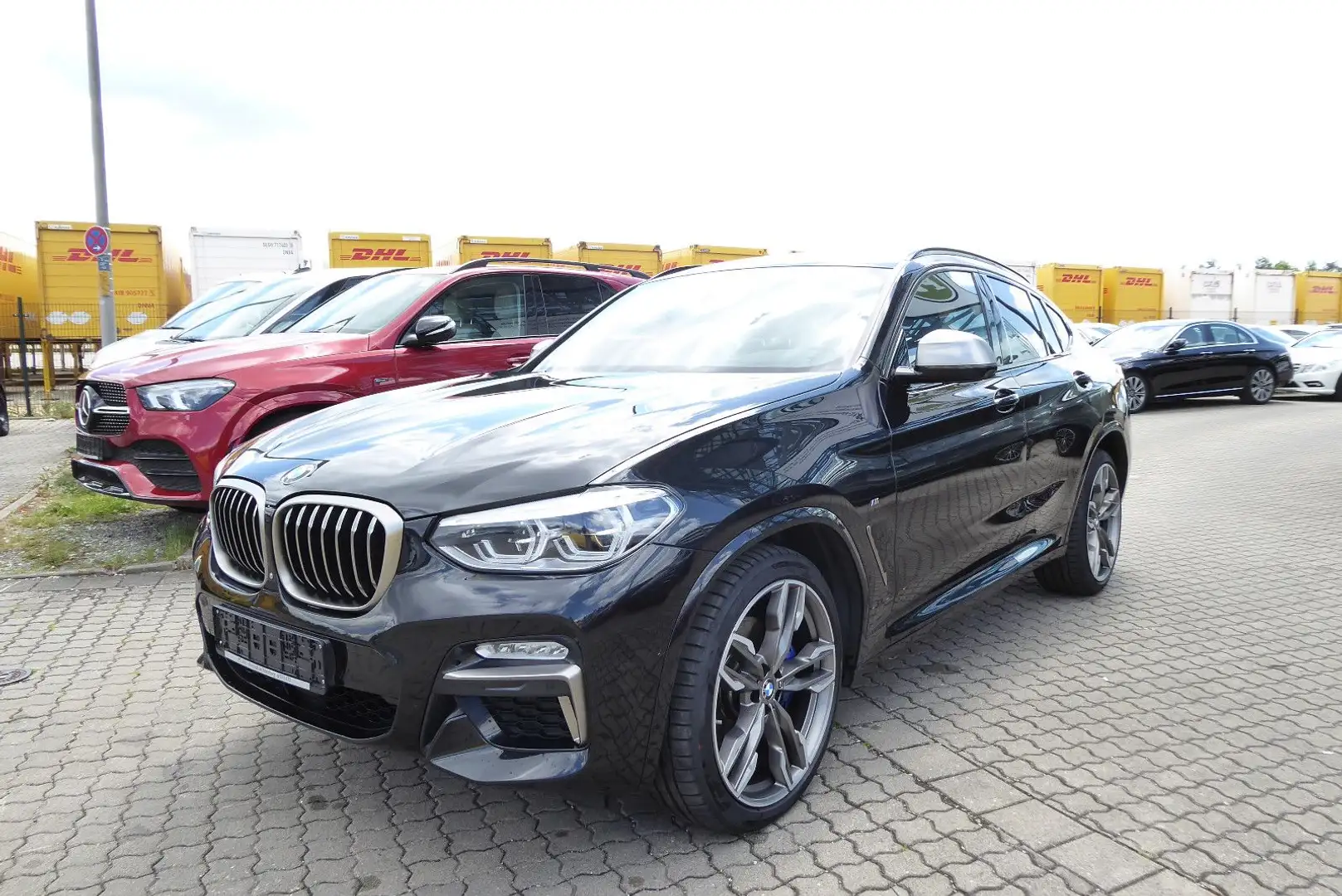 BMW X4 M d Panoramadach Schwarz - 2