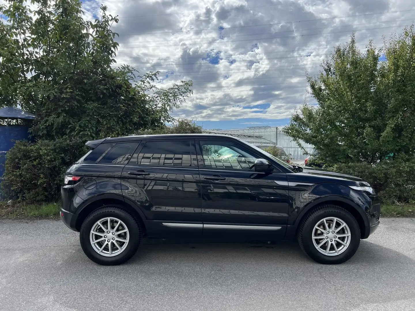 Land Rover Range Rover Evoque 2,2 TD4 Aut. Allrad PDC Leder Service+Pickerl NEU Nero - 2