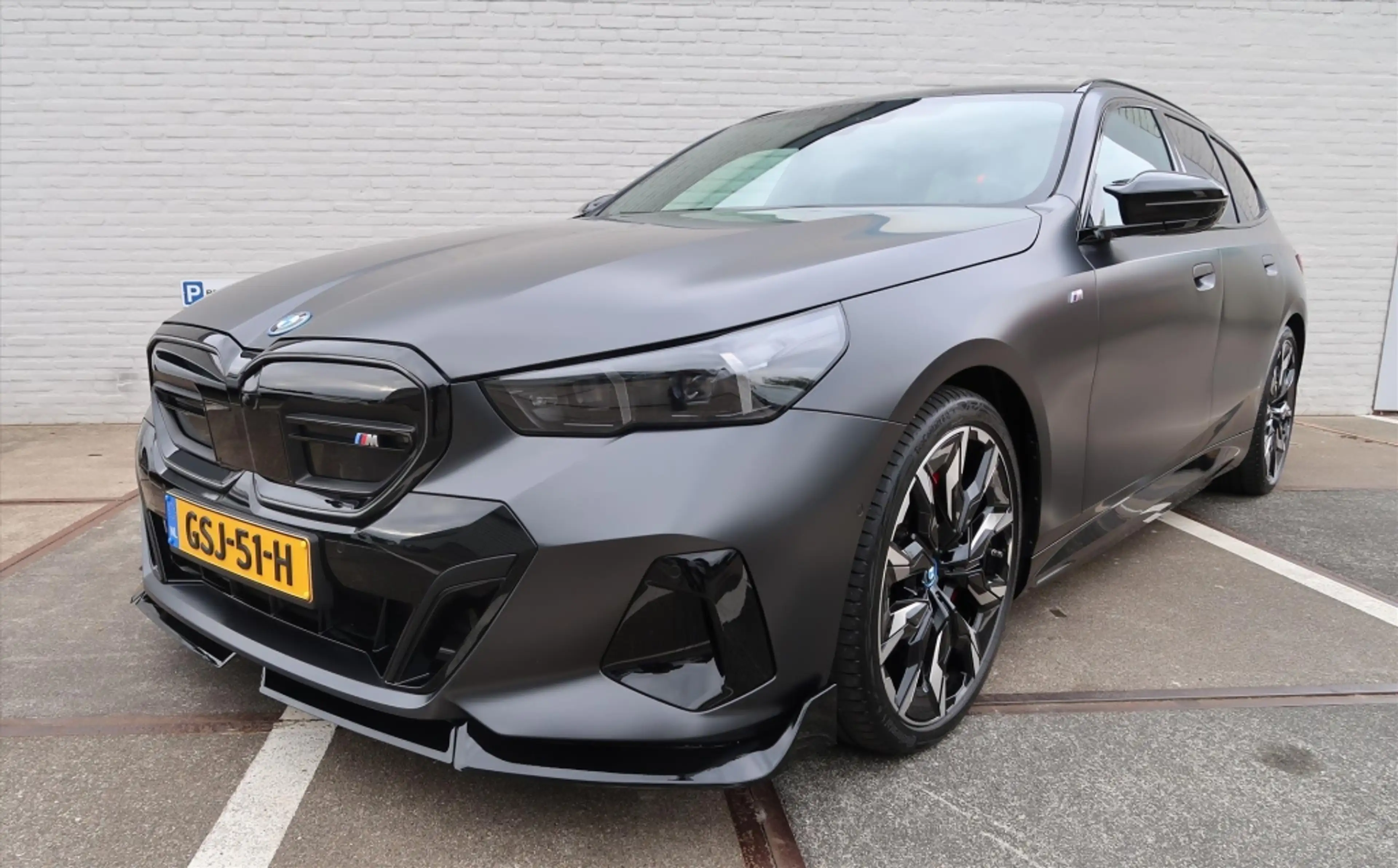 BMW i5 Touring (g61) M60 601pk xDrive Automaat I Individu — photo 4
