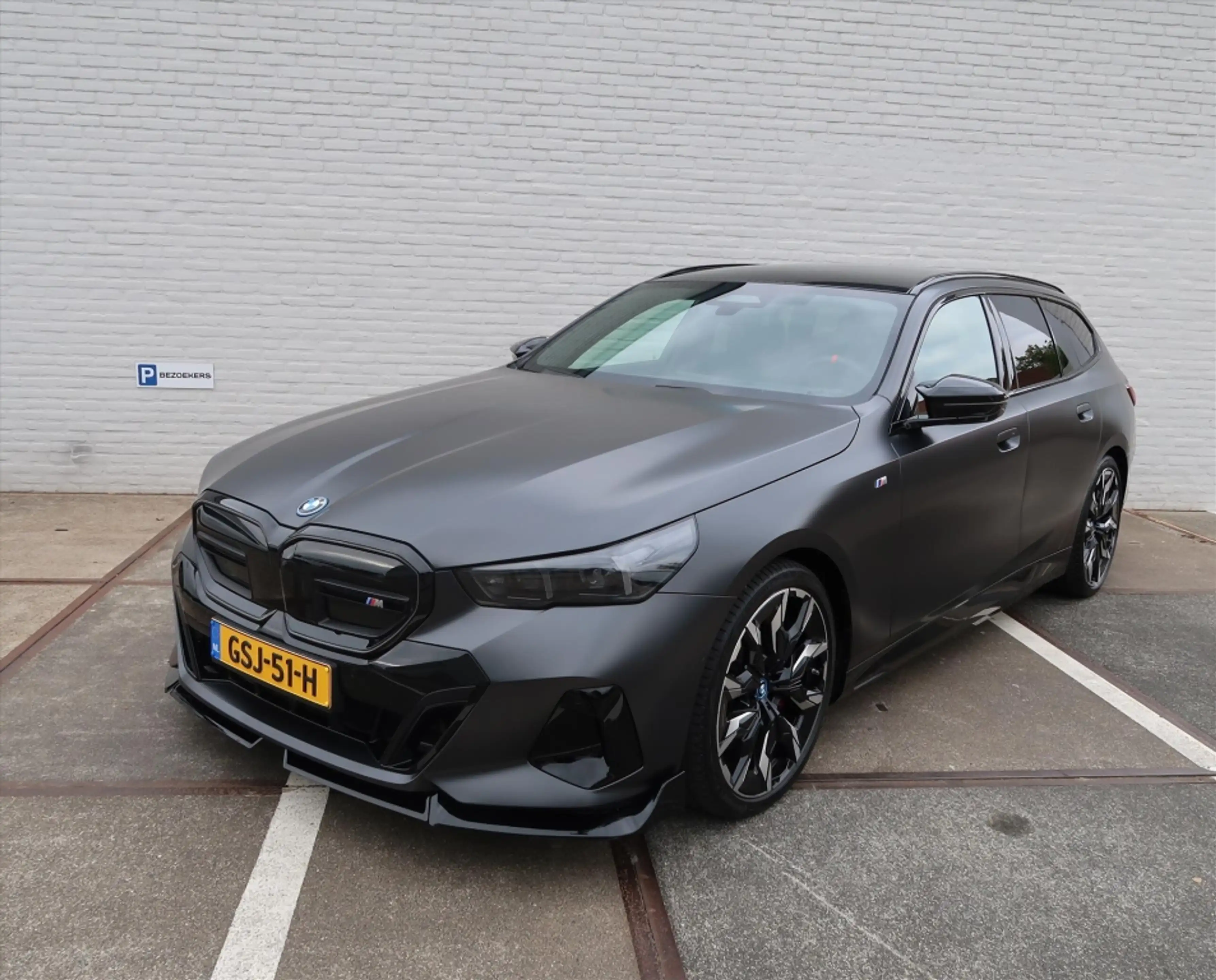 BMW i5 Touring (g61) M60 601pk xDrive Automaat I Individu