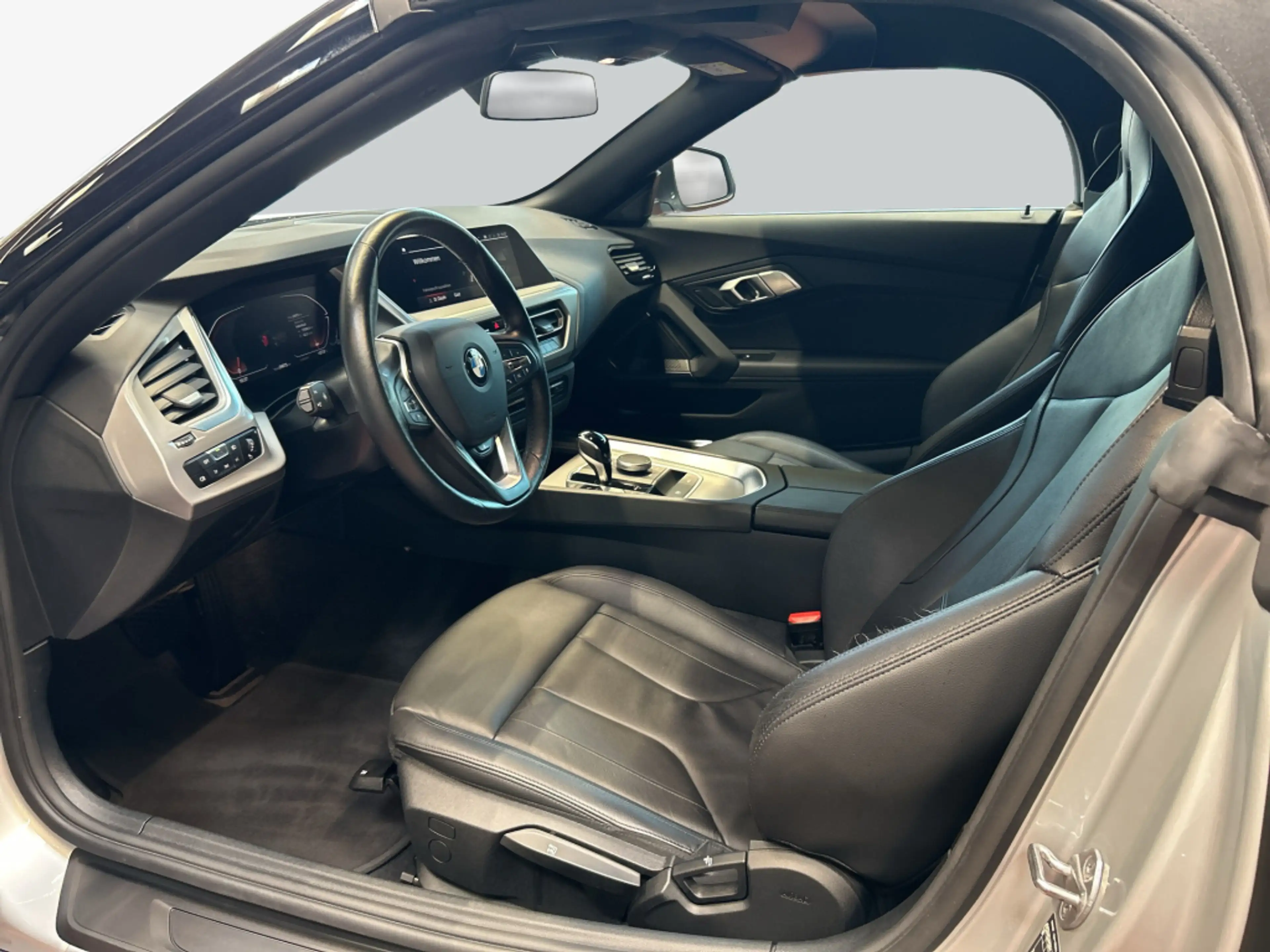 BMW Z4 sDrive20i Aut. Advantage HiFi Navi SHZ — photo 10