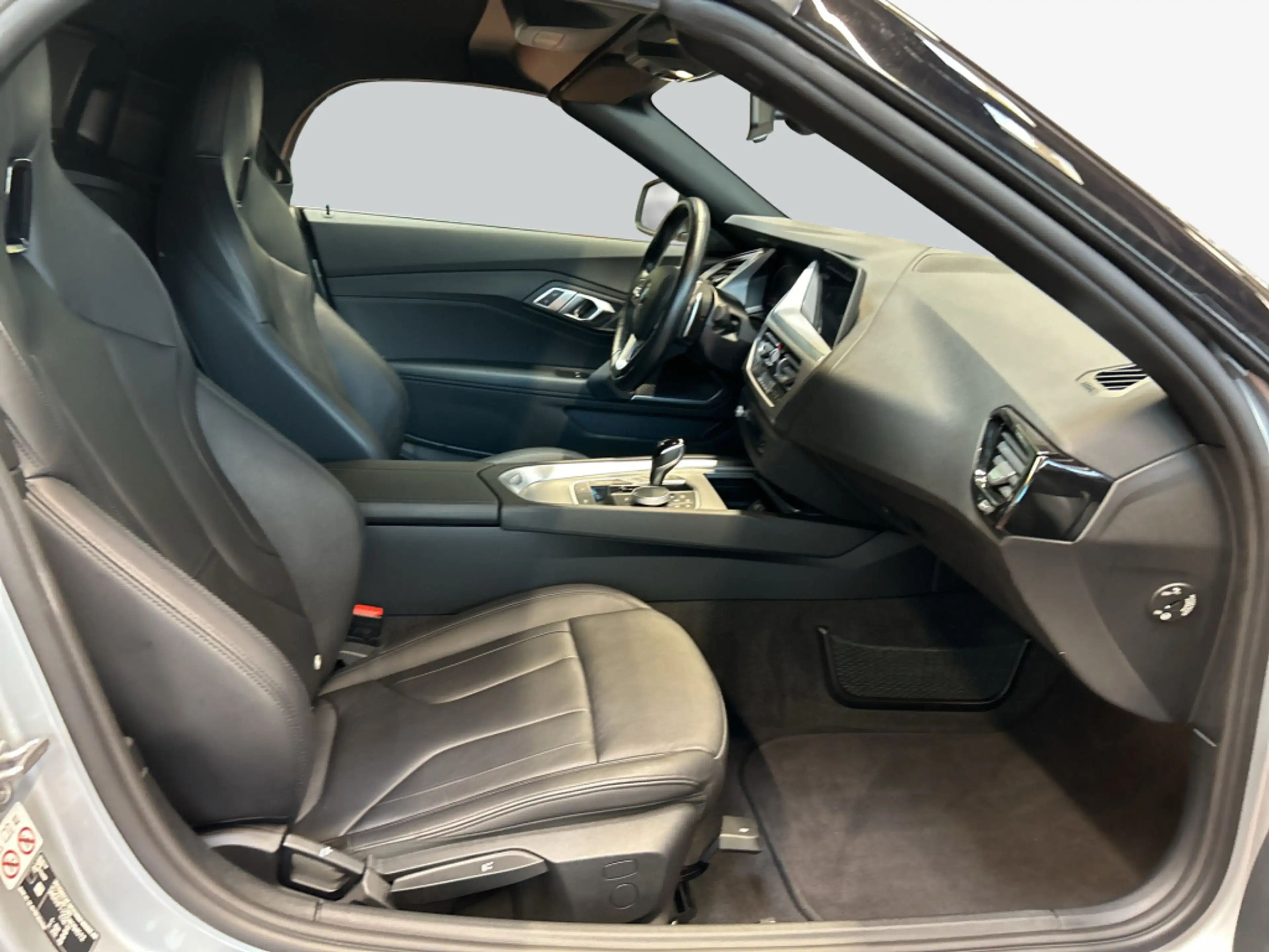 BMW Z4 sDrive20i Aut. Advantage HiFi Navi SHZ — photo 13