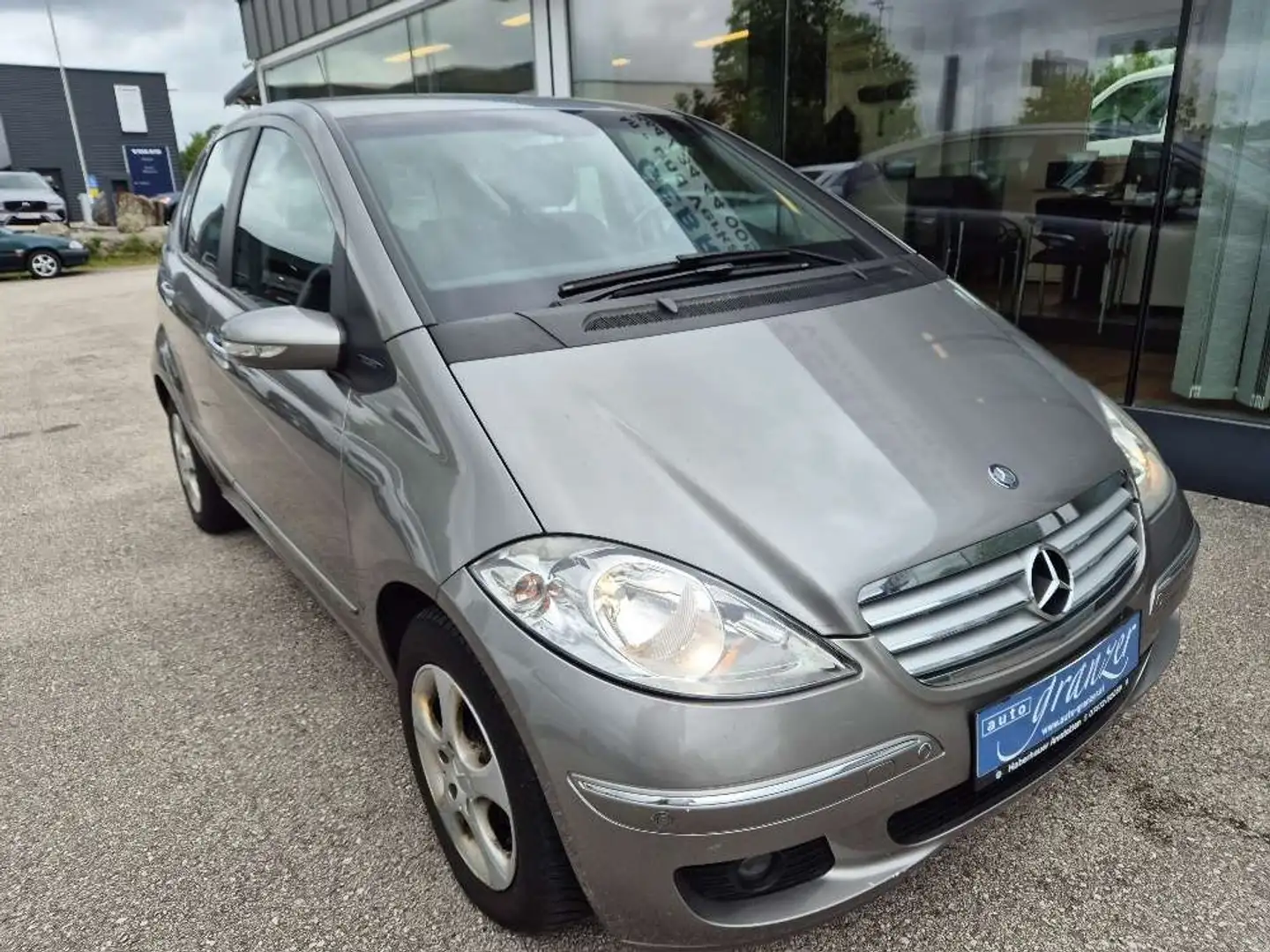 Mercedes-Benz A 150 Grau - 2