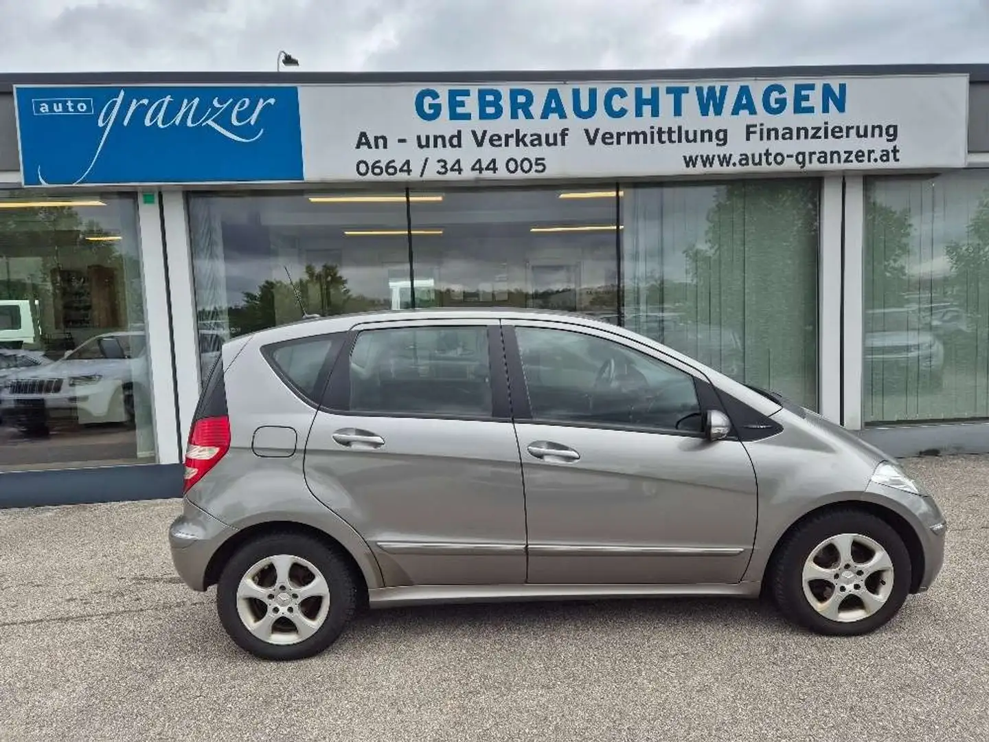 Mercedes-Benz A 150 Grau - 1