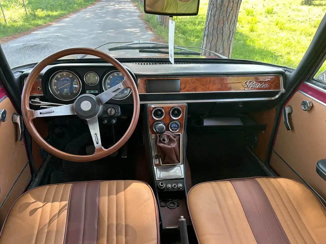 Alfa Romeo Giulia Nuova super 1300, foto 7