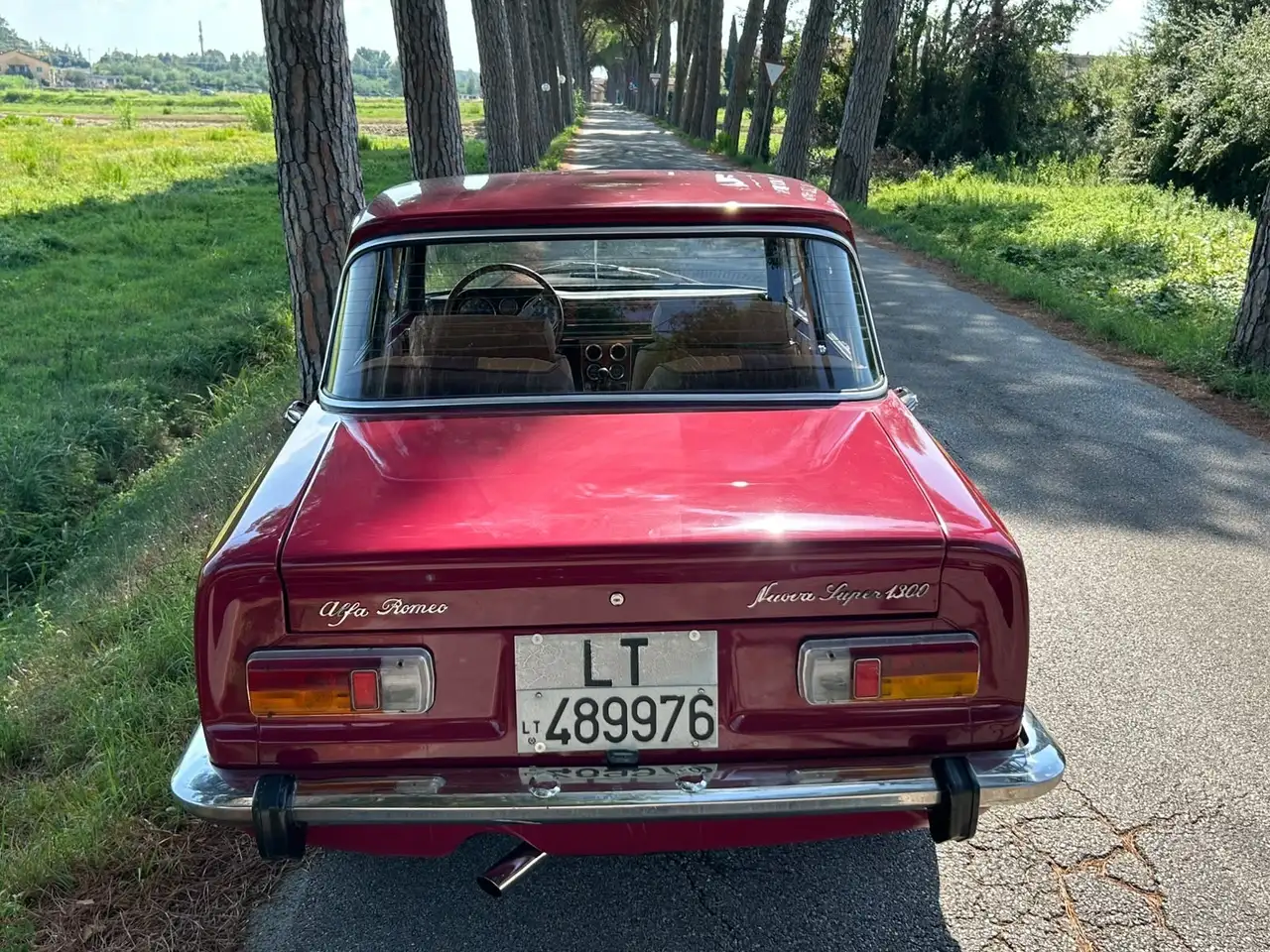 Alfa Romeo Giulia Nuova super 1300, foto 3