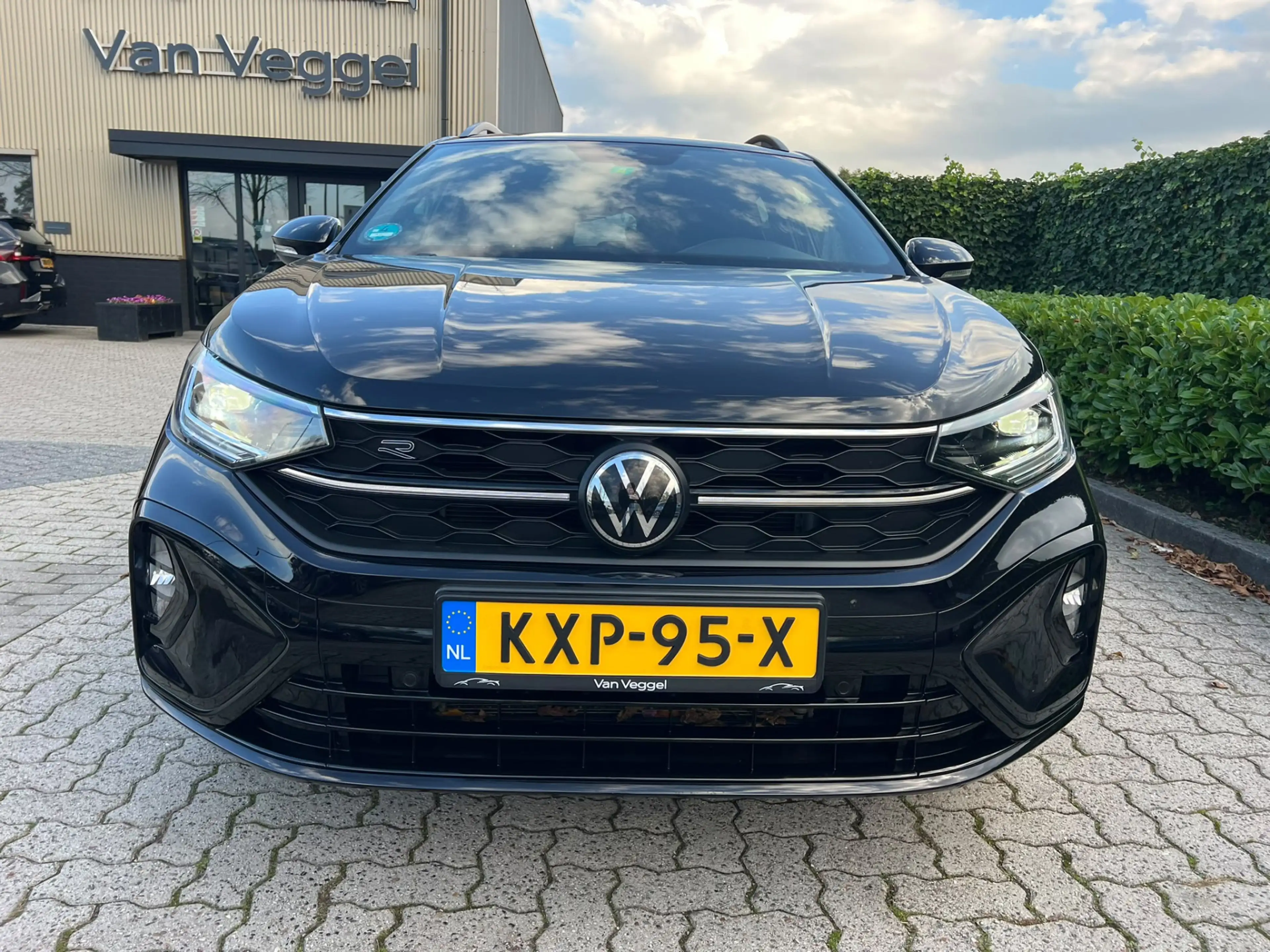 Volkswagen Taigo 1.5 TSI R-Line virtual cockpit, stoelverw, navi, c — photo 12