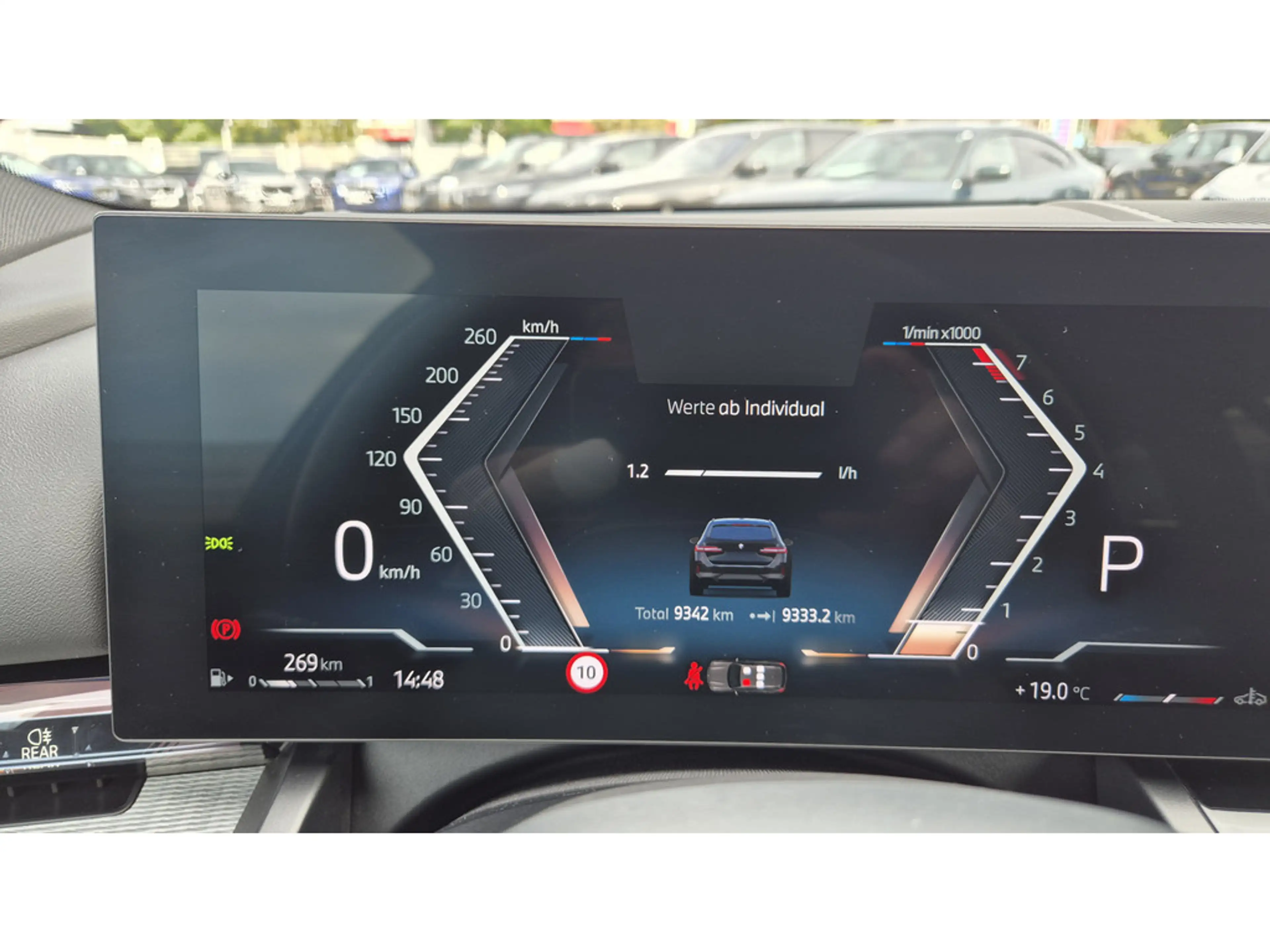 BMW 520 i Touring M-Sport 20 ZOLL+AHK+H/K+KAM+LED — photo 10