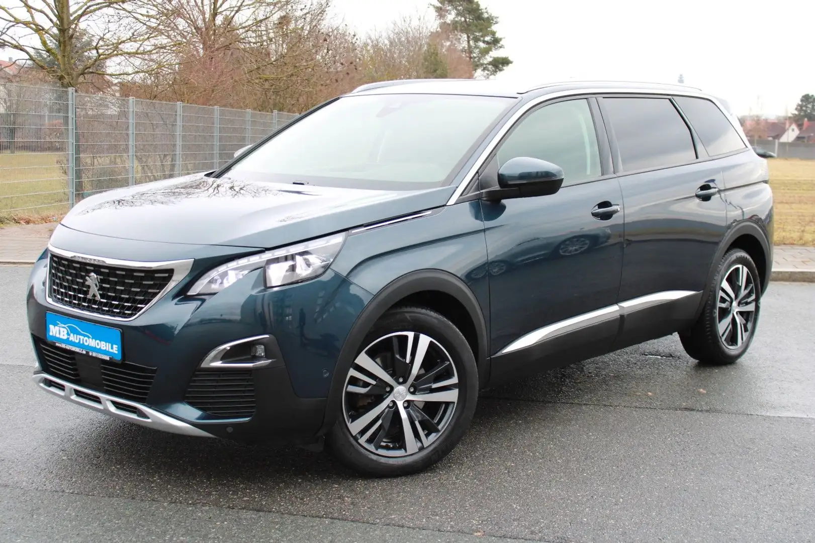 Peugeot 5008 Allure Navi Kamera Tempo 1. Hand 7-Sitzer Blau - 2