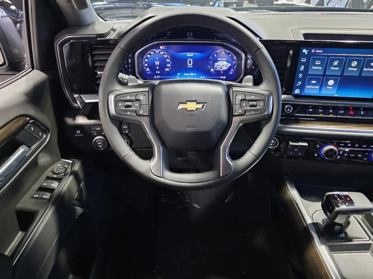 Chevrolet Silverado 1500 снимка Chevrolet Silverado 1500