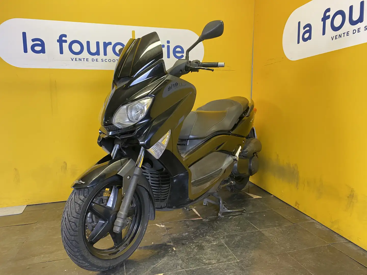 MBK Skycruiser Noir - 1