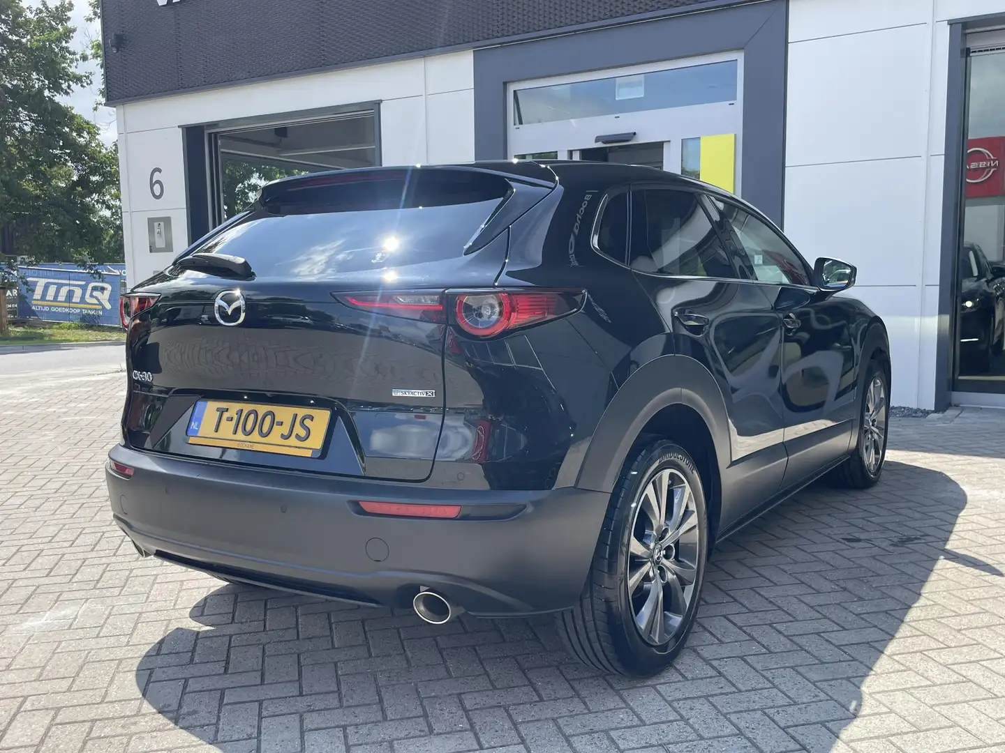 Mazda CX-30 2.0 e-SkyActiv-X M Hybrid Luxury | Lederen bekledi Schwarz - 2
