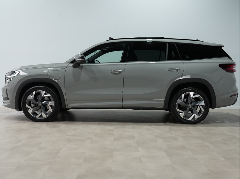 Skoda Kodiaq 1.5 PK TSI PHEV Sportline Business Panoramadak Weg — photo 3