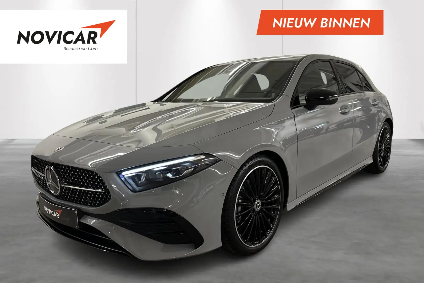 Mercedes-Benz A 180 A AMG Line Grijs - 1