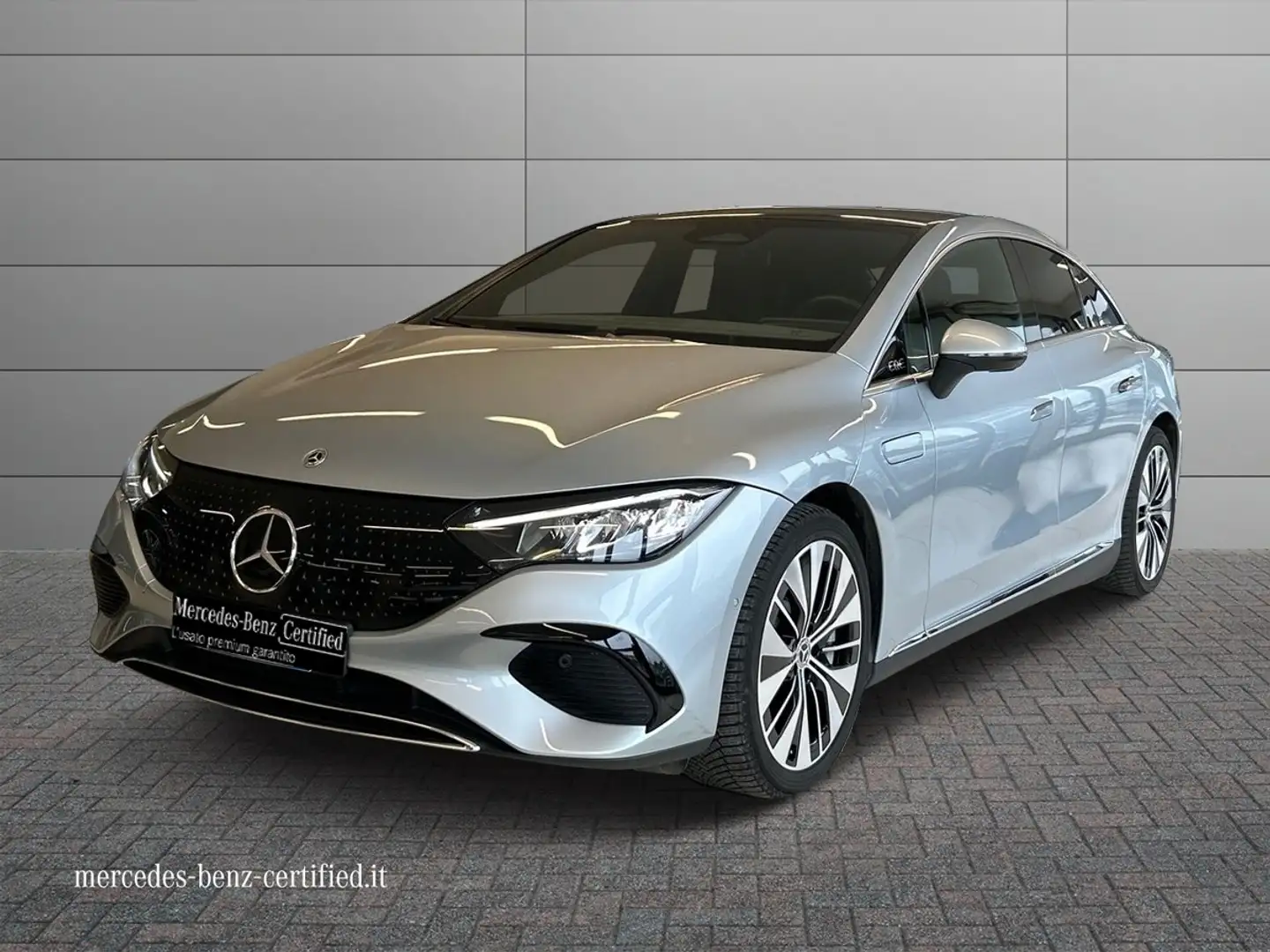 Mercedes-Benz EQE 300 Advanced Срібний - 1