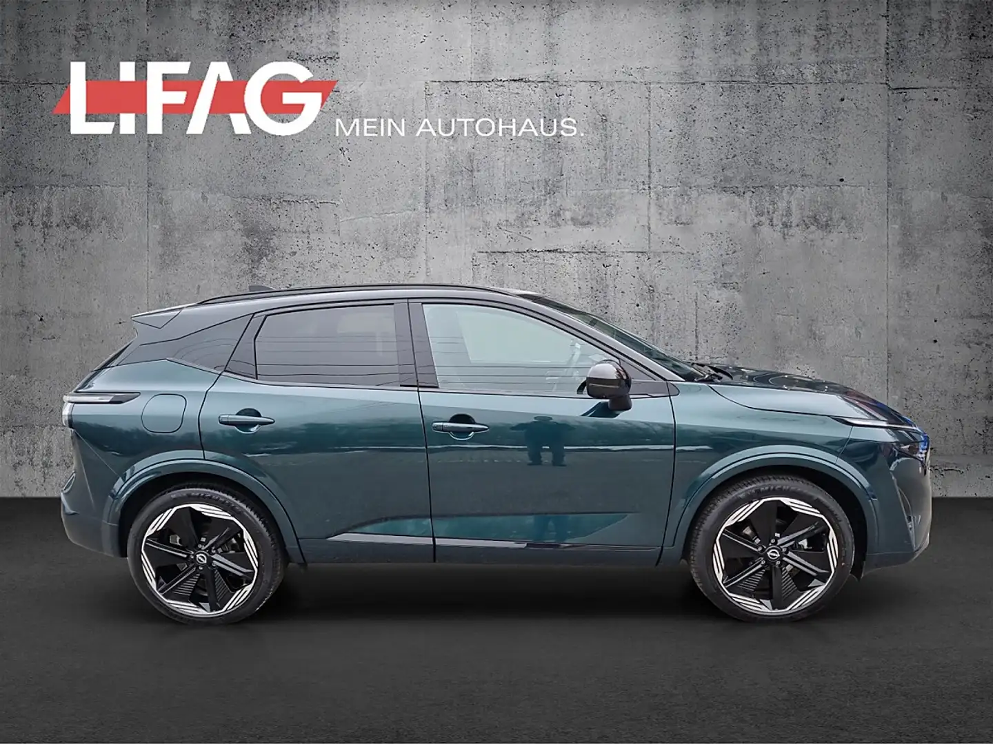 Nissan Qashqai 1,3 DIG-T MHEV 4x4 N-Design Xtronic *ab €31.990,-* Grün - 2