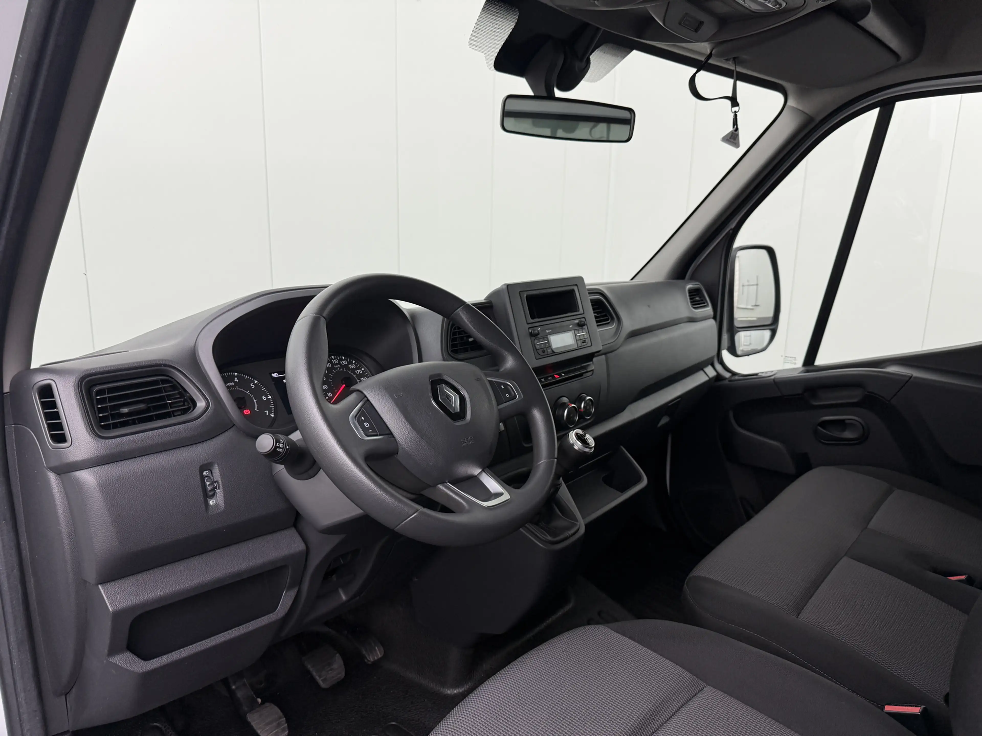 Renault Master 2.3DCi 145PK Bakwagen+Laadklep | 2,35 Hoog | Daksp — photo 4