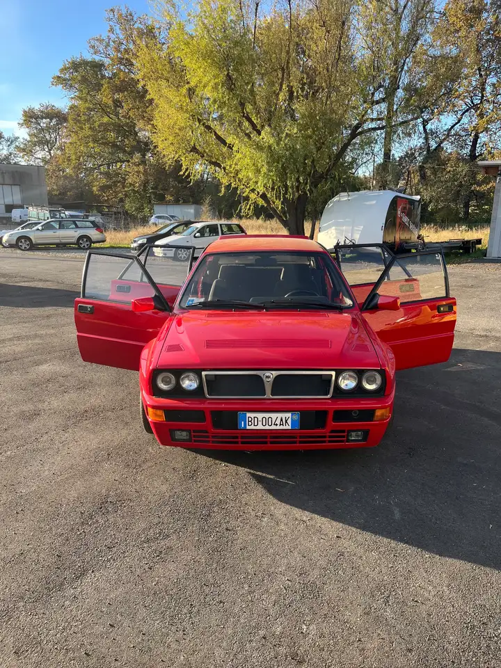 Lancia Delta 2.0 16v HF Integrale Evoluzione, foto 3