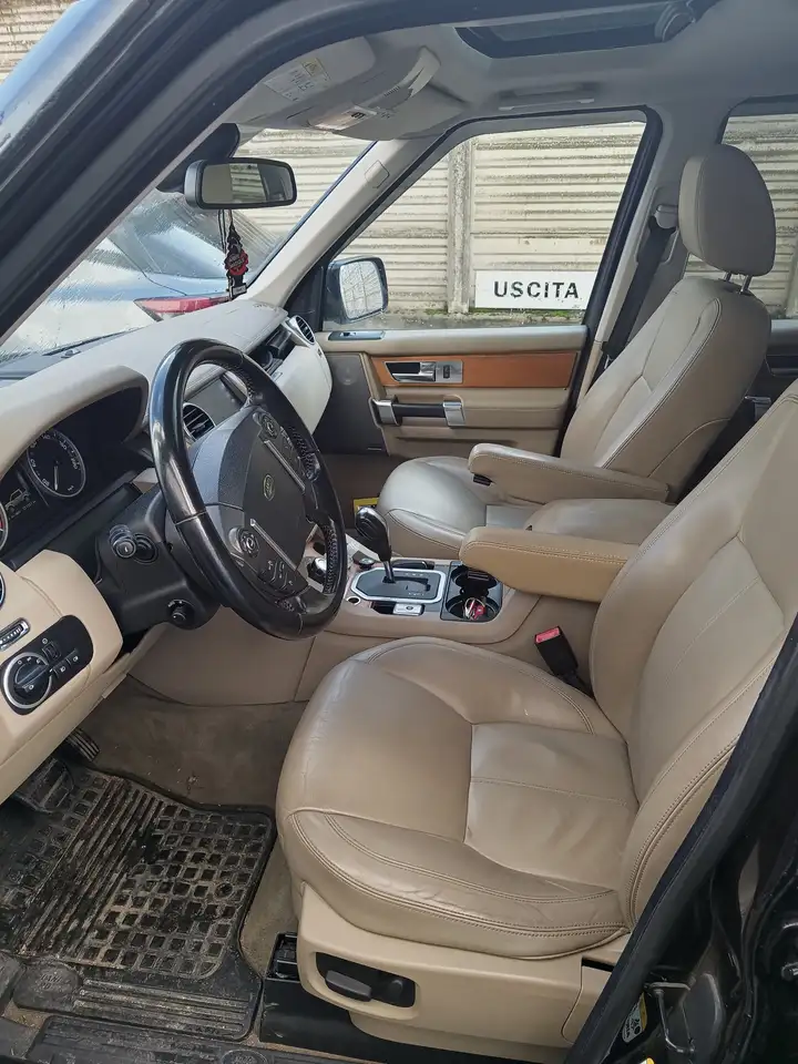 Land Rover Discovery 4 tdv6 hse, foto 4