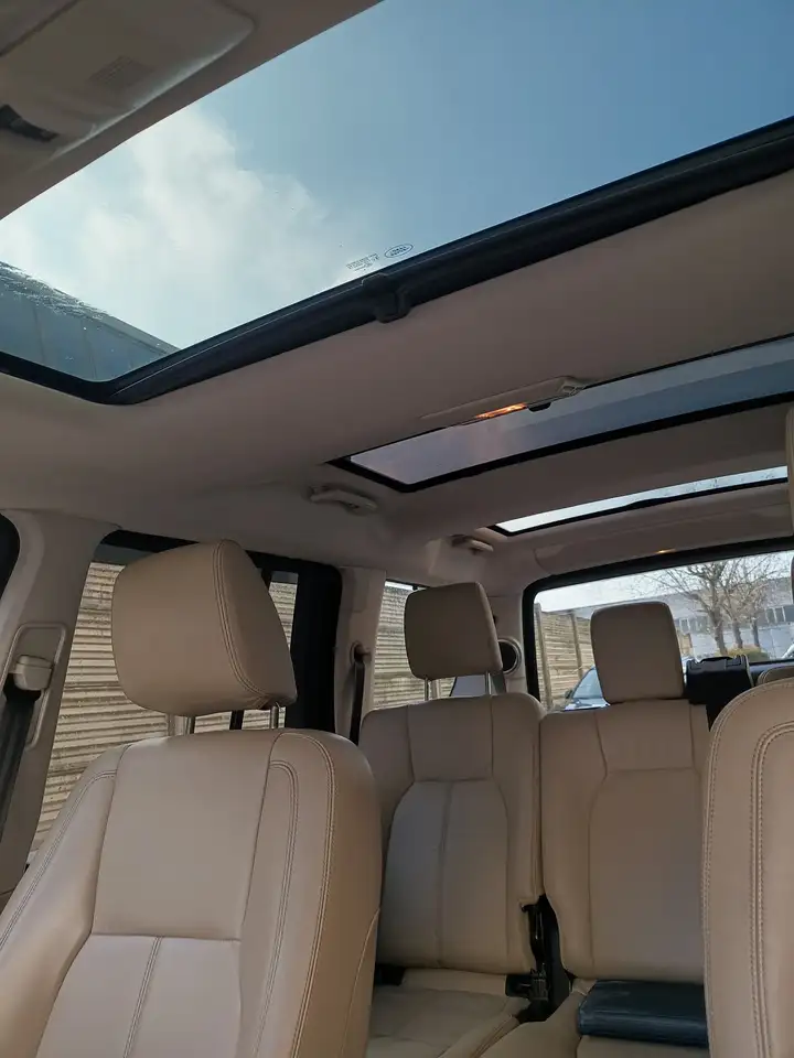 Land Rover Discovery 4 tdv6 hse, foto 8