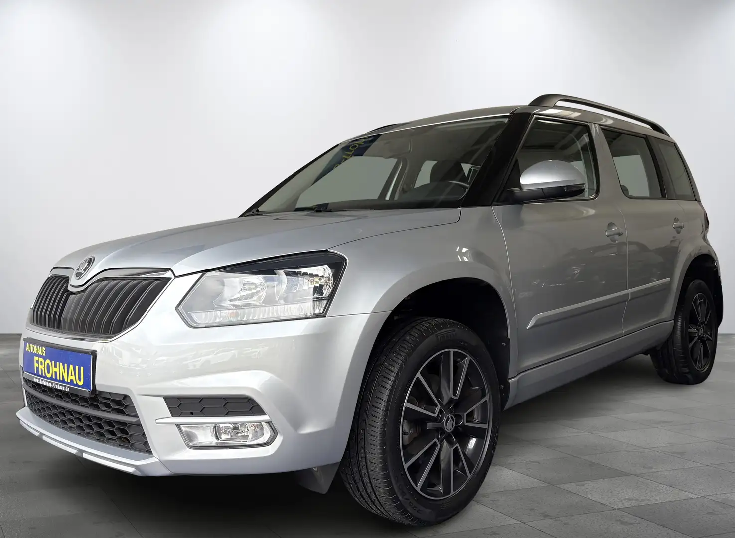 Skoda Yeti Ambition 4x4 Aut. Einparkhilfe Sitzheizung Radio Silber - 1