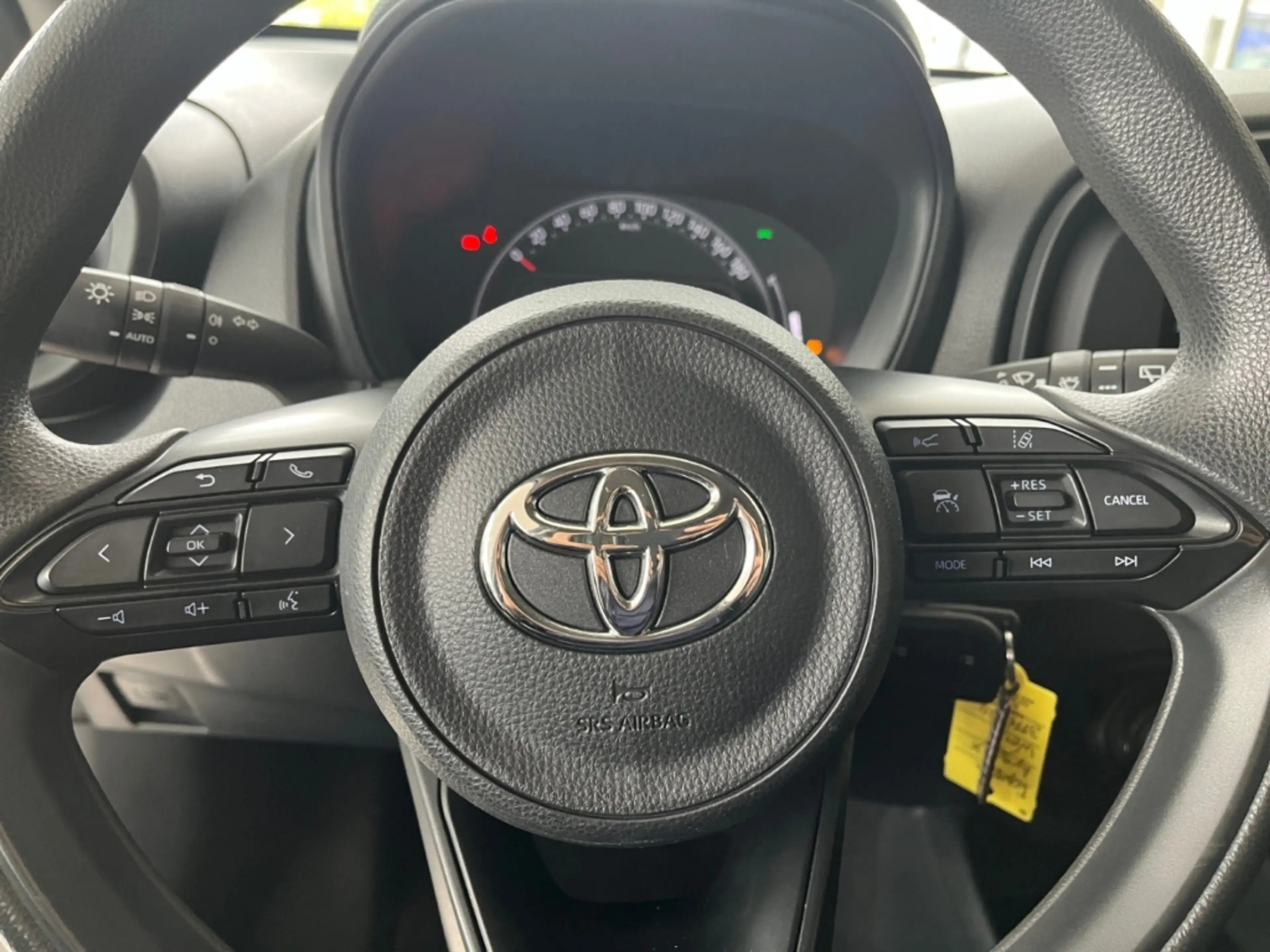 Toyota Aygo X *CarPlay*ACC*DAB*Spurhalte*Notbremsassist* — photo 13