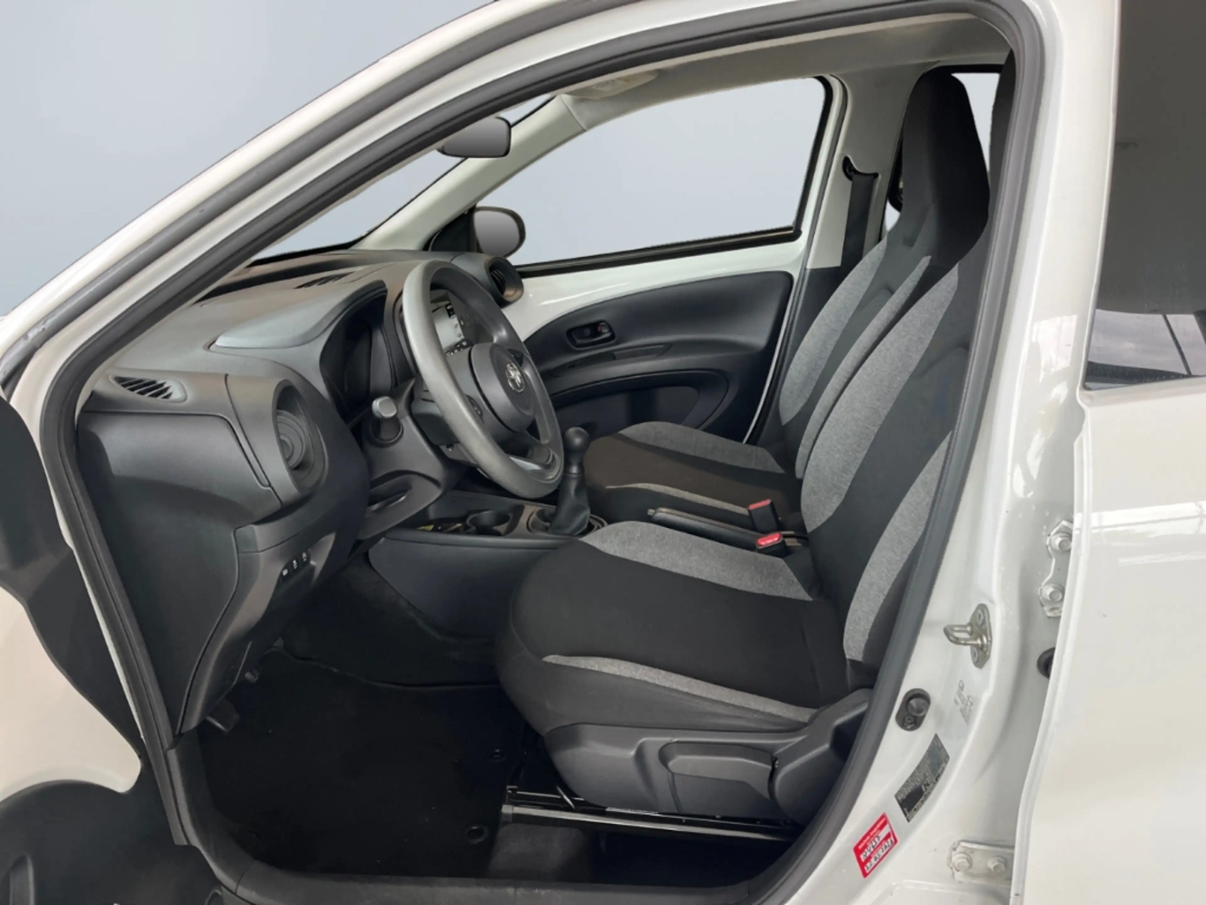 Toyota Aygo X *CarPlay*ACC*DAB*Spurhalte*Notbremsassist* — photo 9