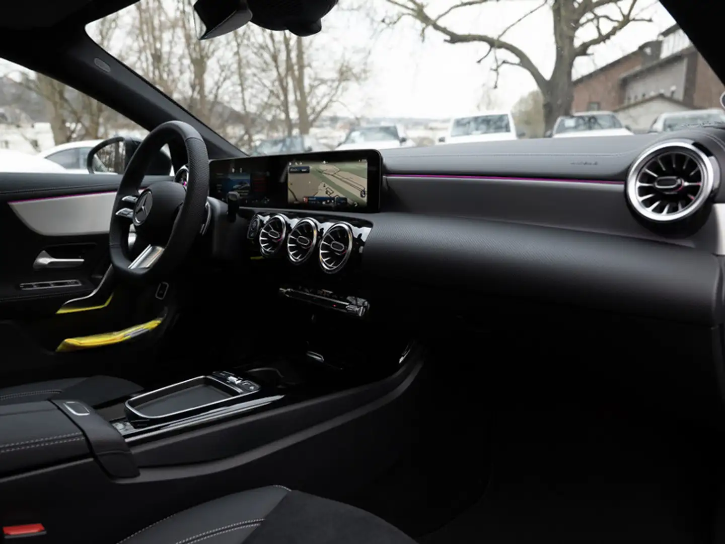 Mercedes-Benz CLA 180 Coupé AMG-Sport/MLB/360/Pano/Night/Sound Grau - 2