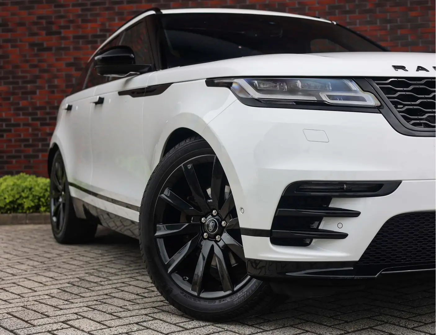 Land Rover Range Rover Velar P380 First Edition *R-Dynamic*Pano*360camera*Stand Biały - 2