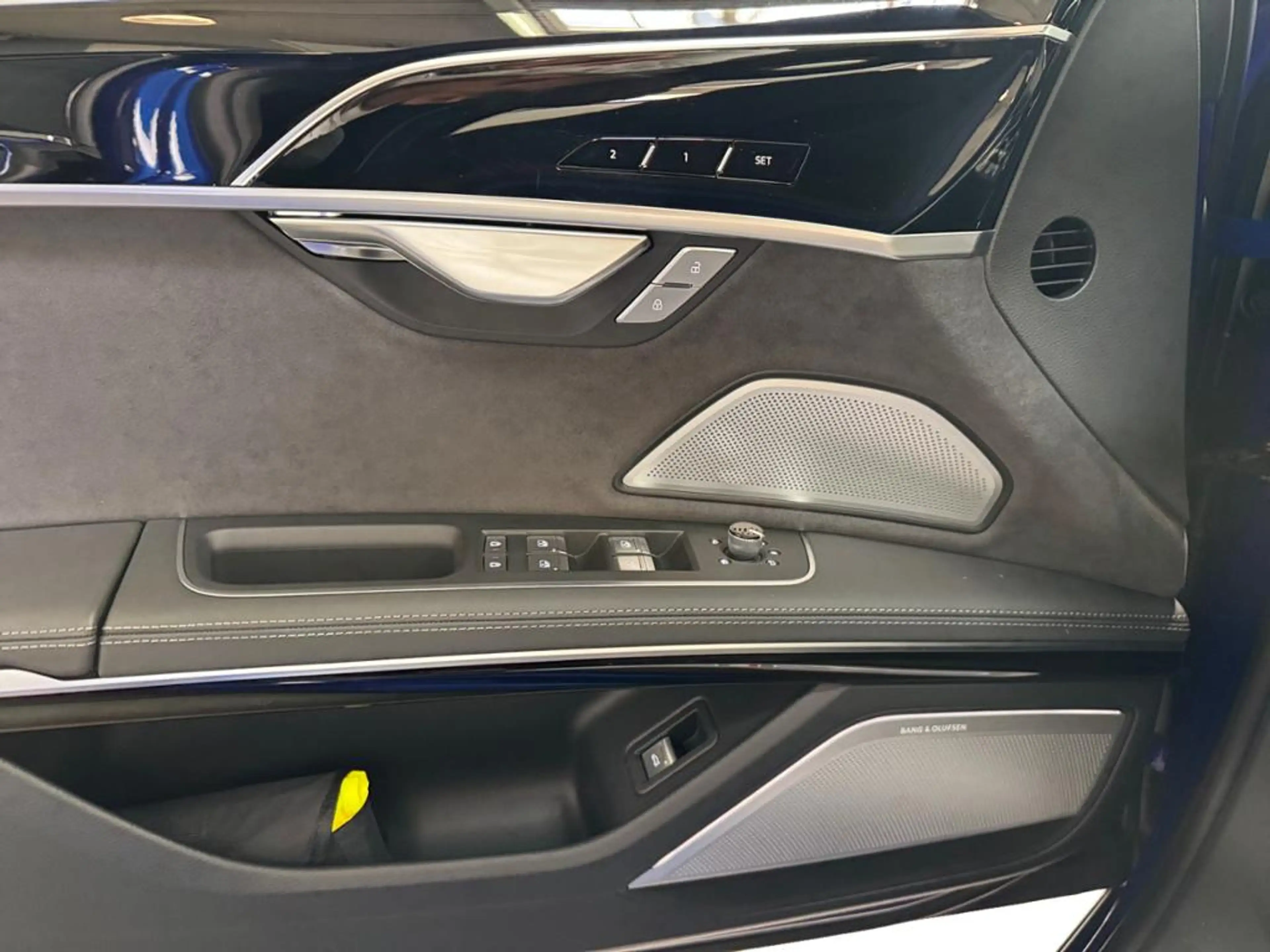 Audi S8 4.0 TFSI quattro Exclusive+Fahrassist+AHK+HUD — photo 14