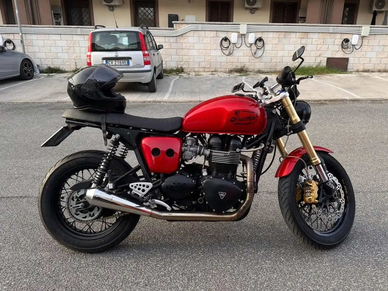 Triumph Thruxton
