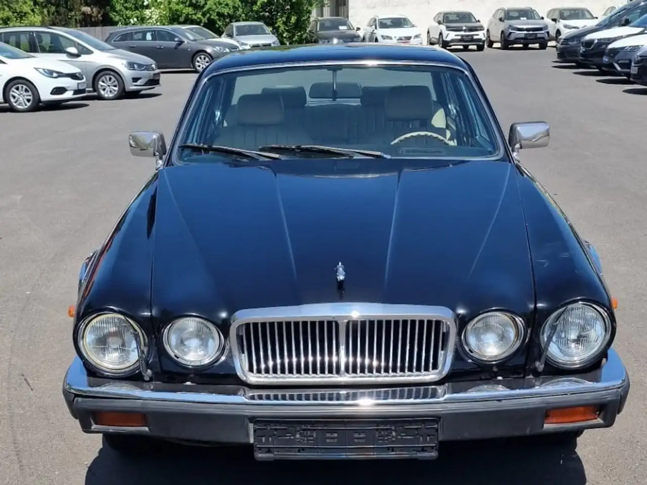 Jaguar XJ12