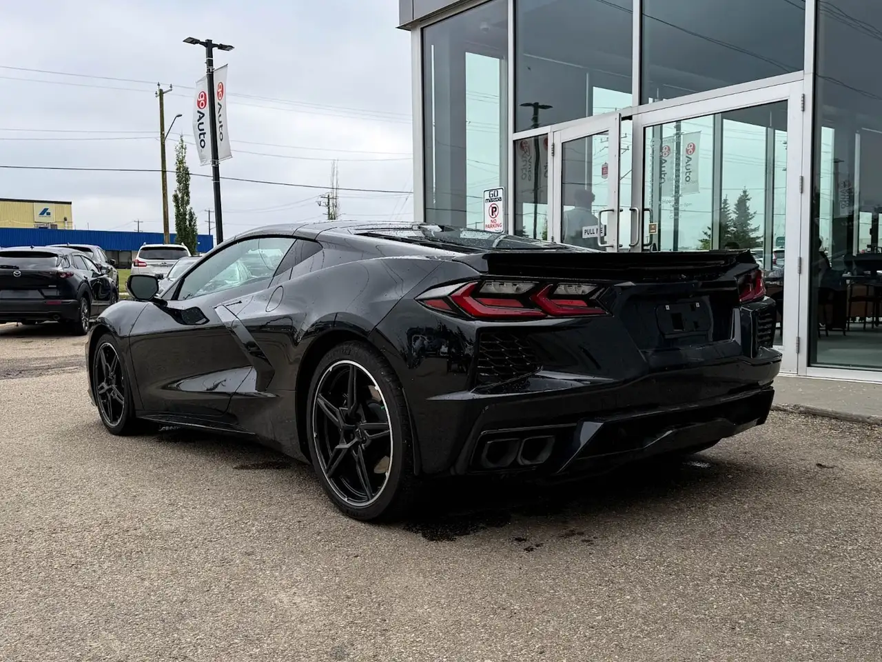 Chevrolet Corvette снимка Chevrolet Corvette