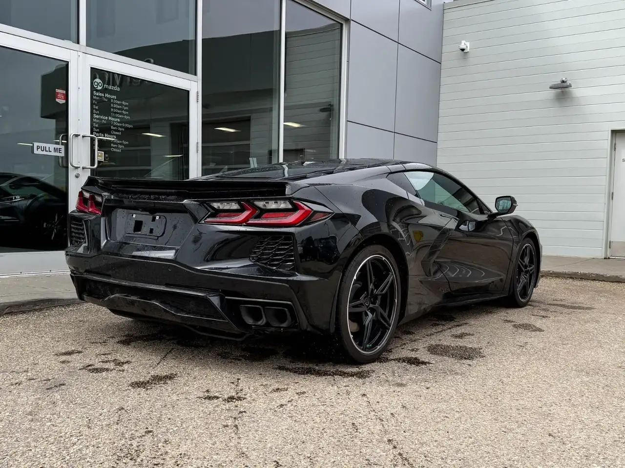 Chevrolet Corvette снимка Chevrolet Corvette
