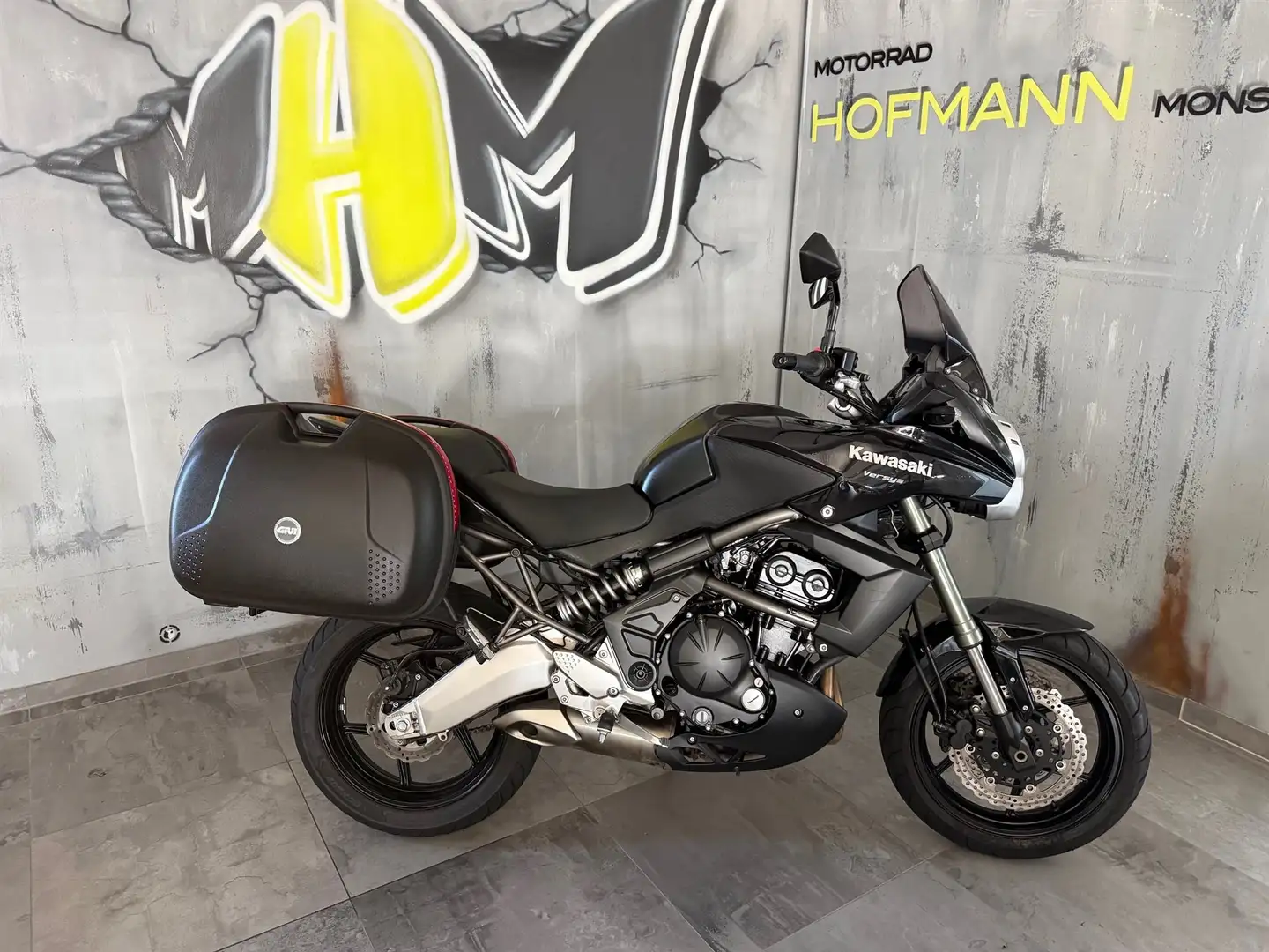 Kawasaki Versys 650 Schwarz - 1