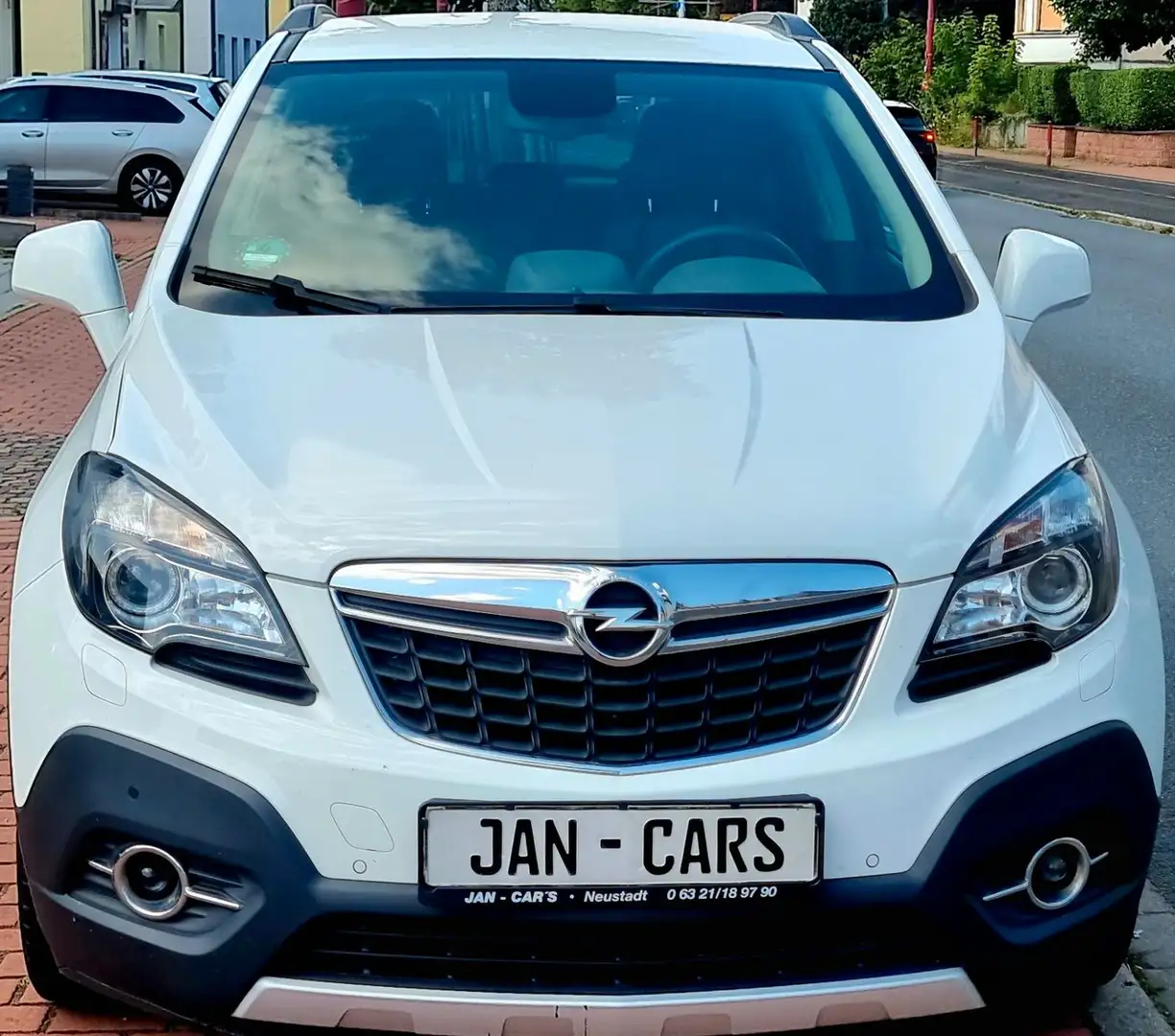 Opel Mokka Automatik 3.Hand Bi-Xenon Navigation PDC Weiß - 1