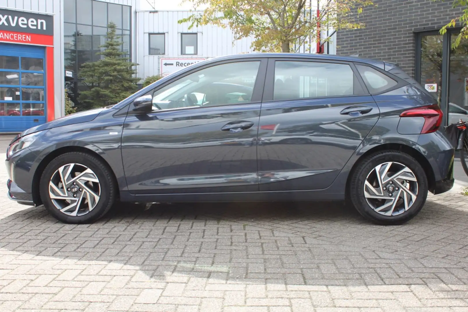 Hyundai i20 1.0 T-GDI Comf.Smart Navi/Led/Pdc/Cam/16" "RIJKLAA Gris - 2
