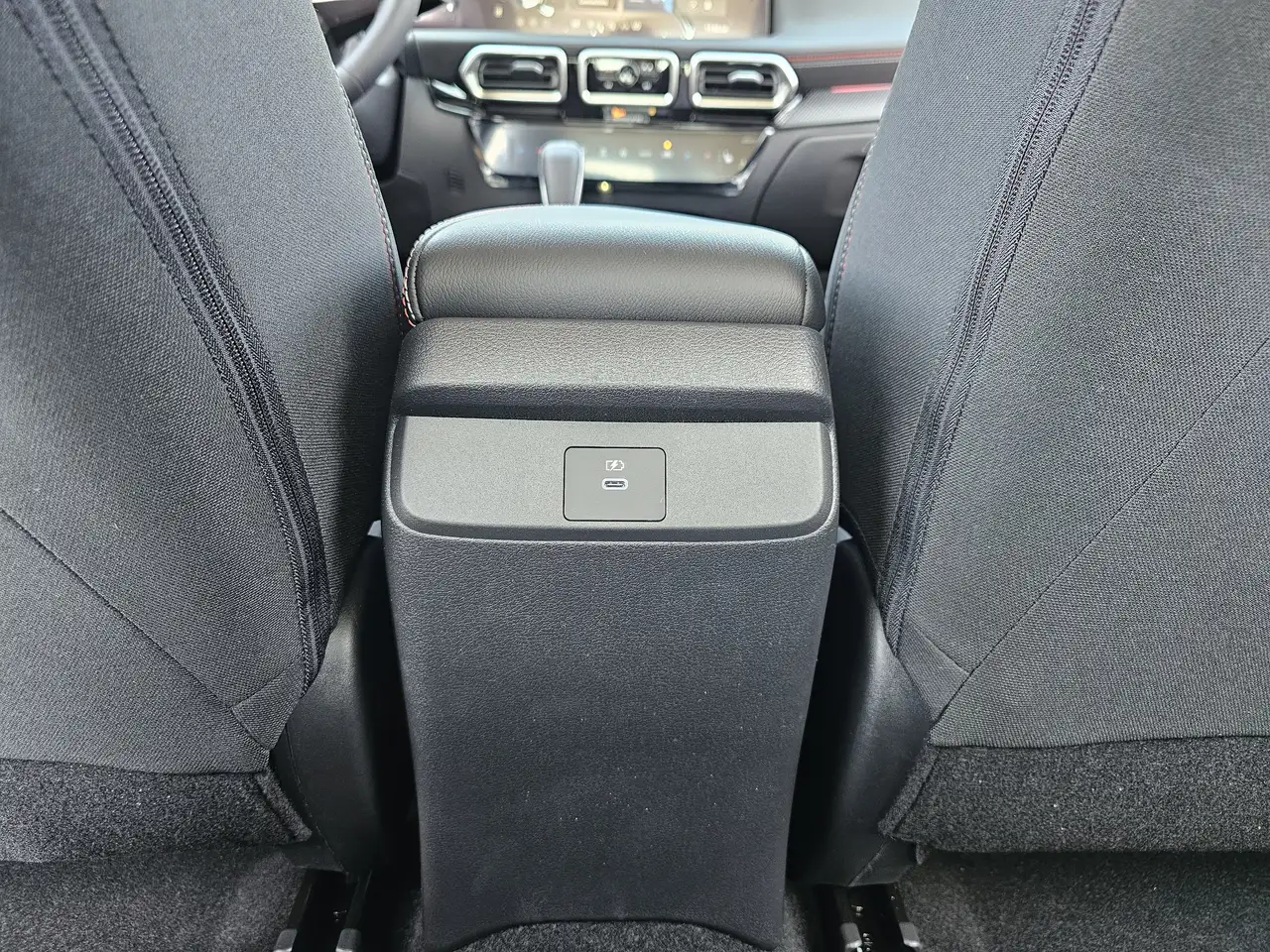 Nissan Sentra снимка Nissan Sentra