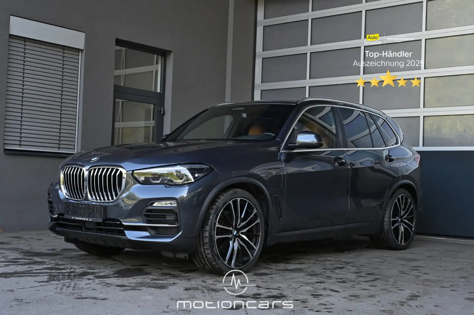 BMW X5 xDrive45e Grau - 1